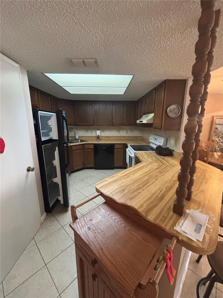 OM714499 Property Photo