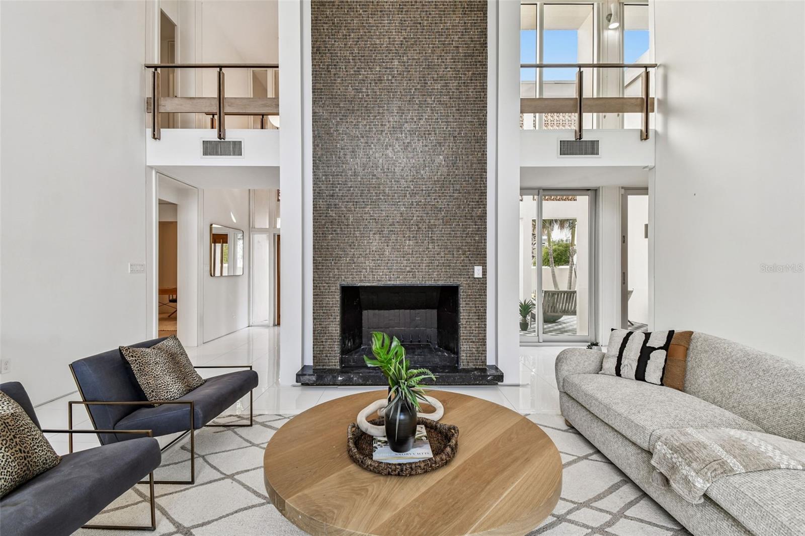 TB8453327 Property Photo