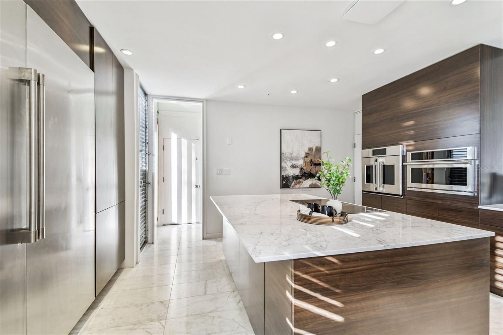 TB8453327 Property Photo