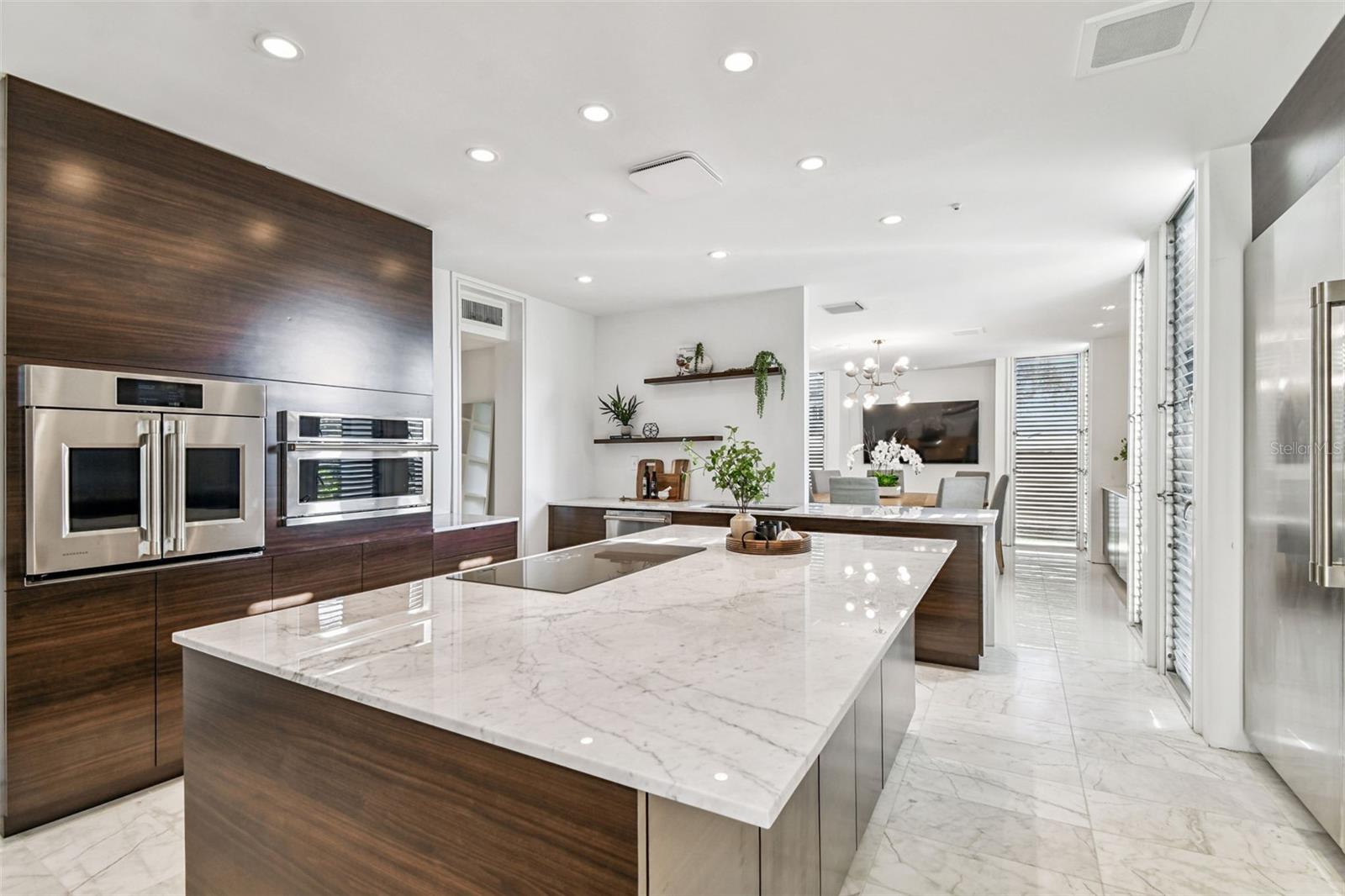 TB8453327 Property Photo