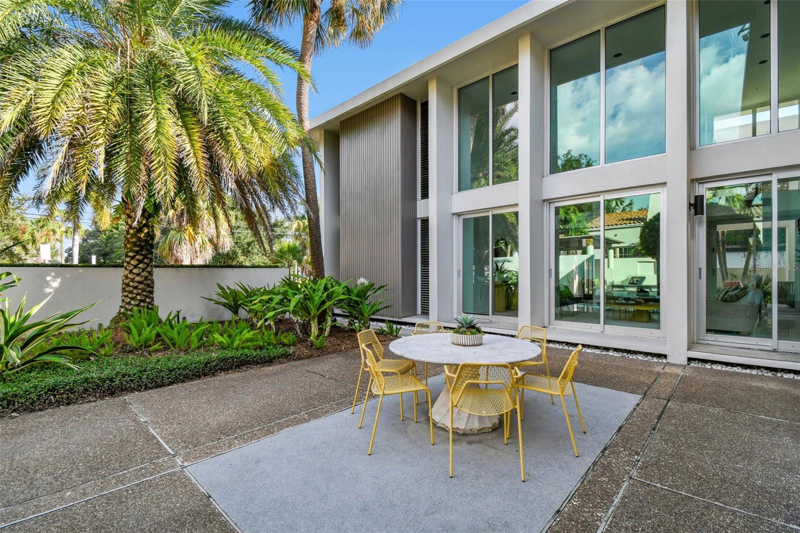 TB8453327 Property Photo