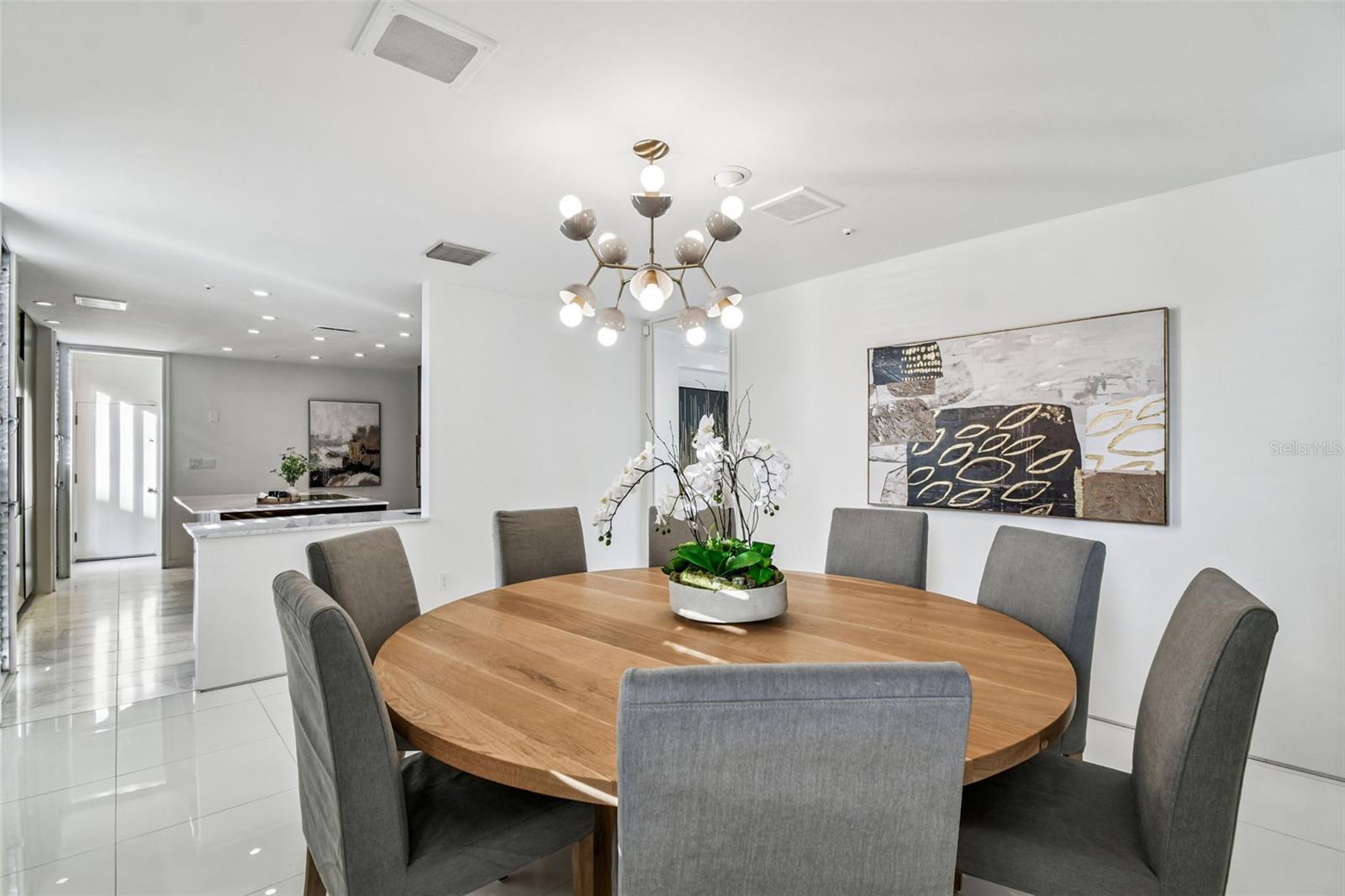 TB8453327 Property Photo