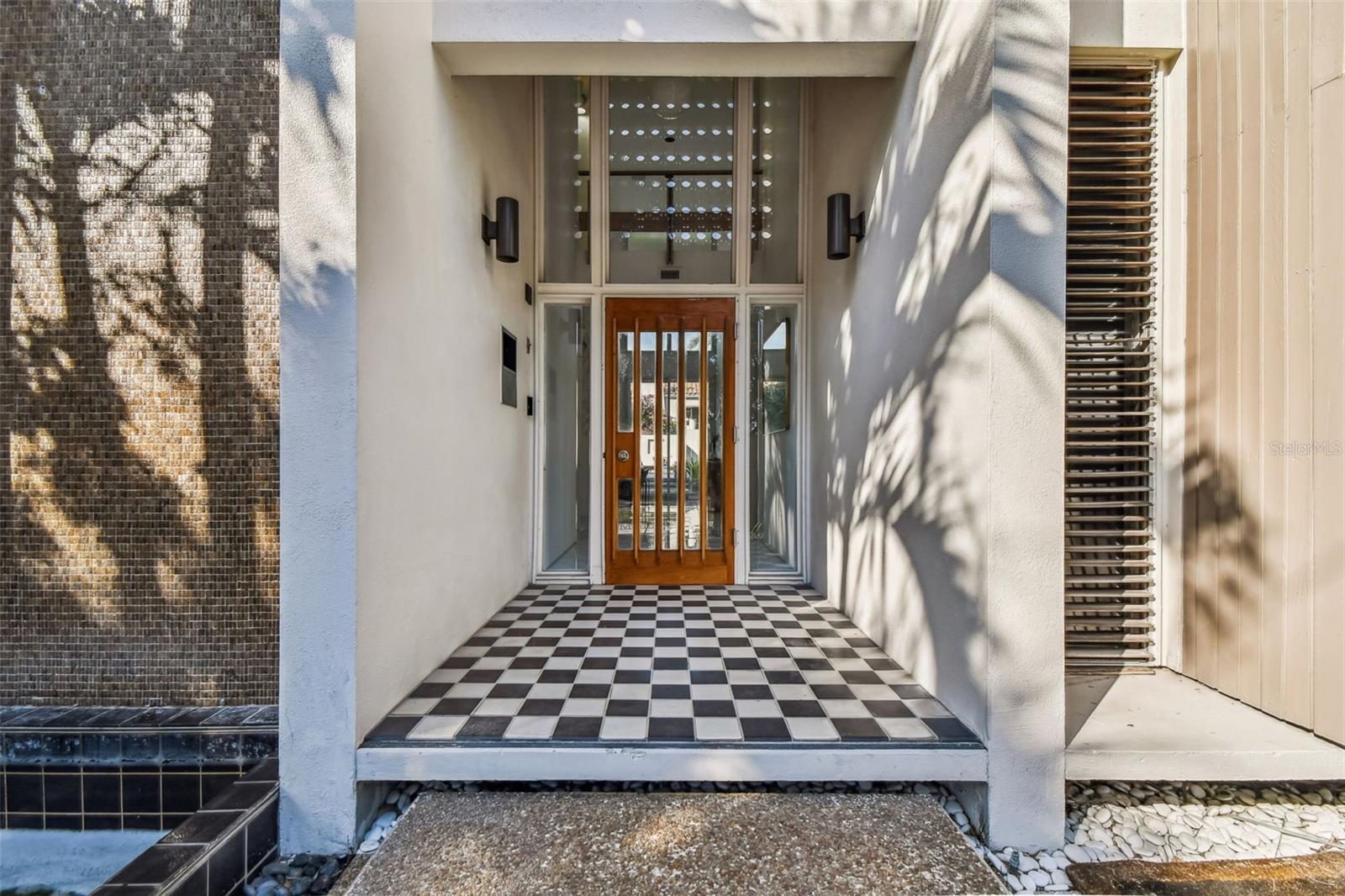 TB8453327 Property Photo