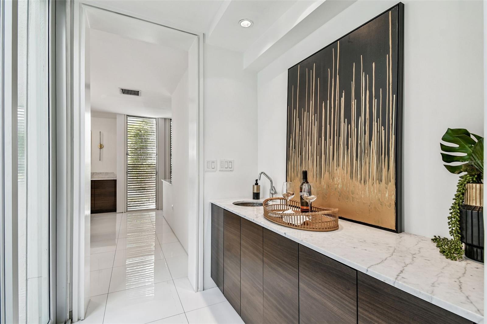 TB8453327 Property Photo