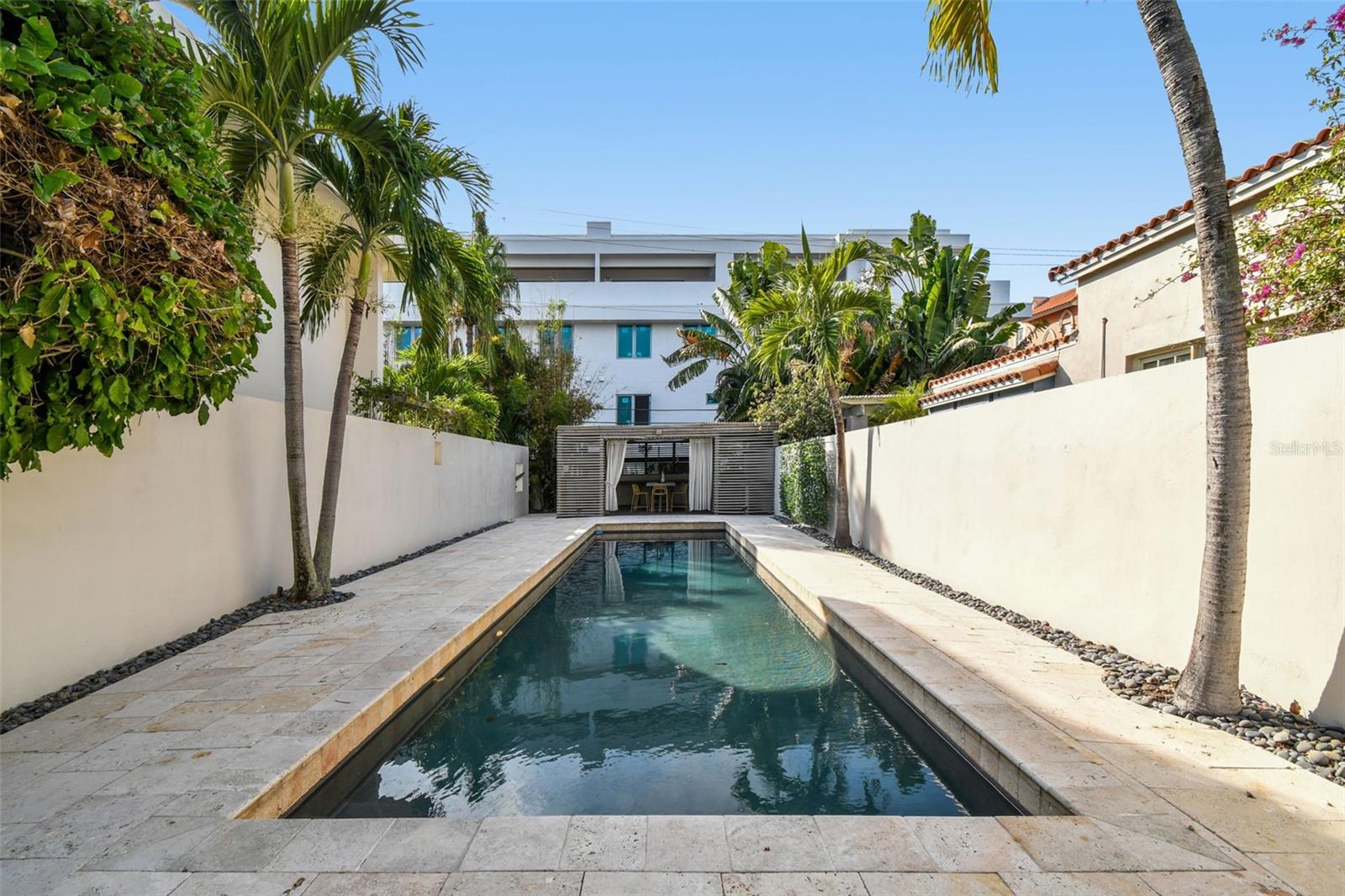 TB8453327 Property Photo