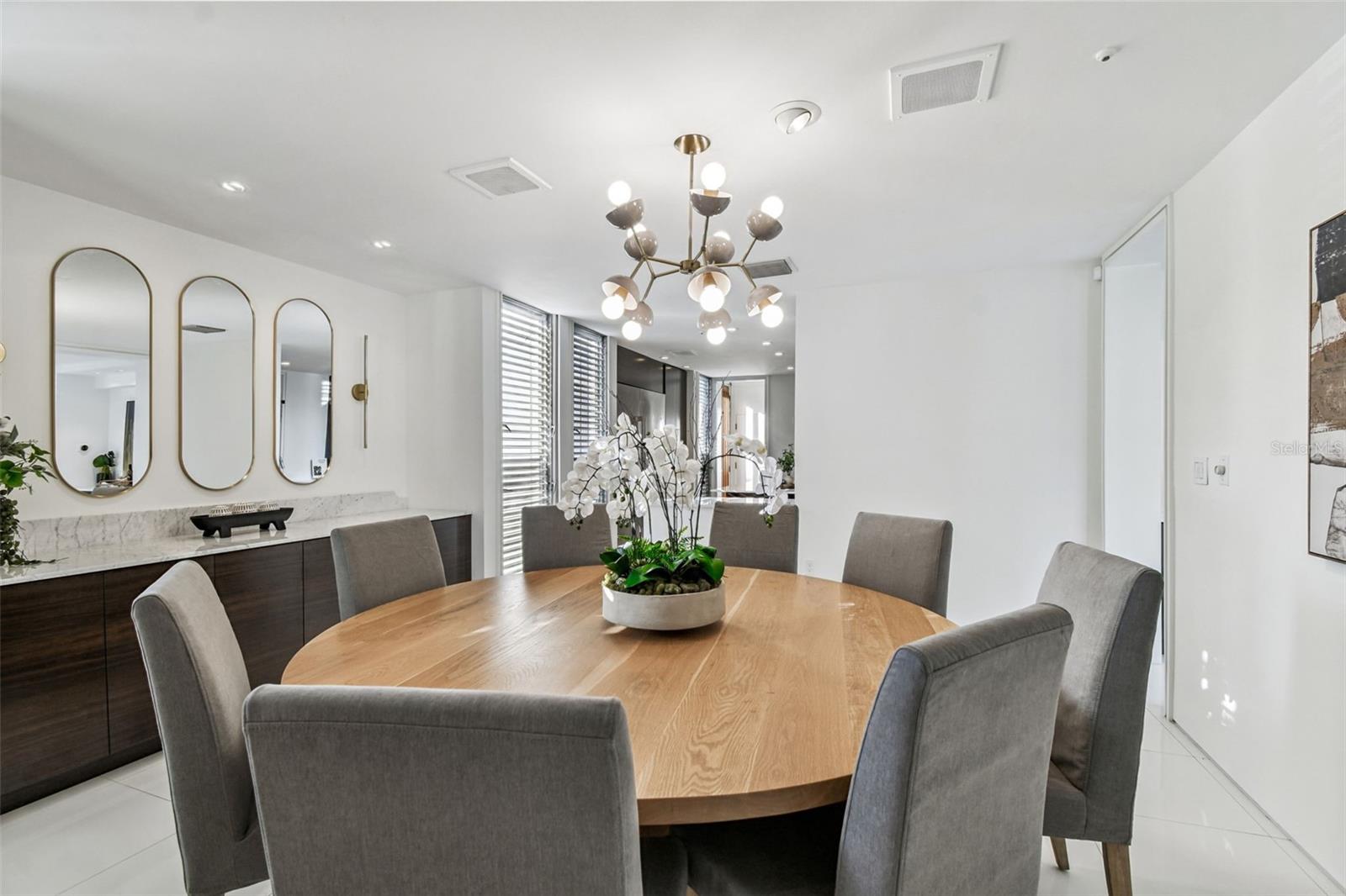 TB8453327 Property Photo