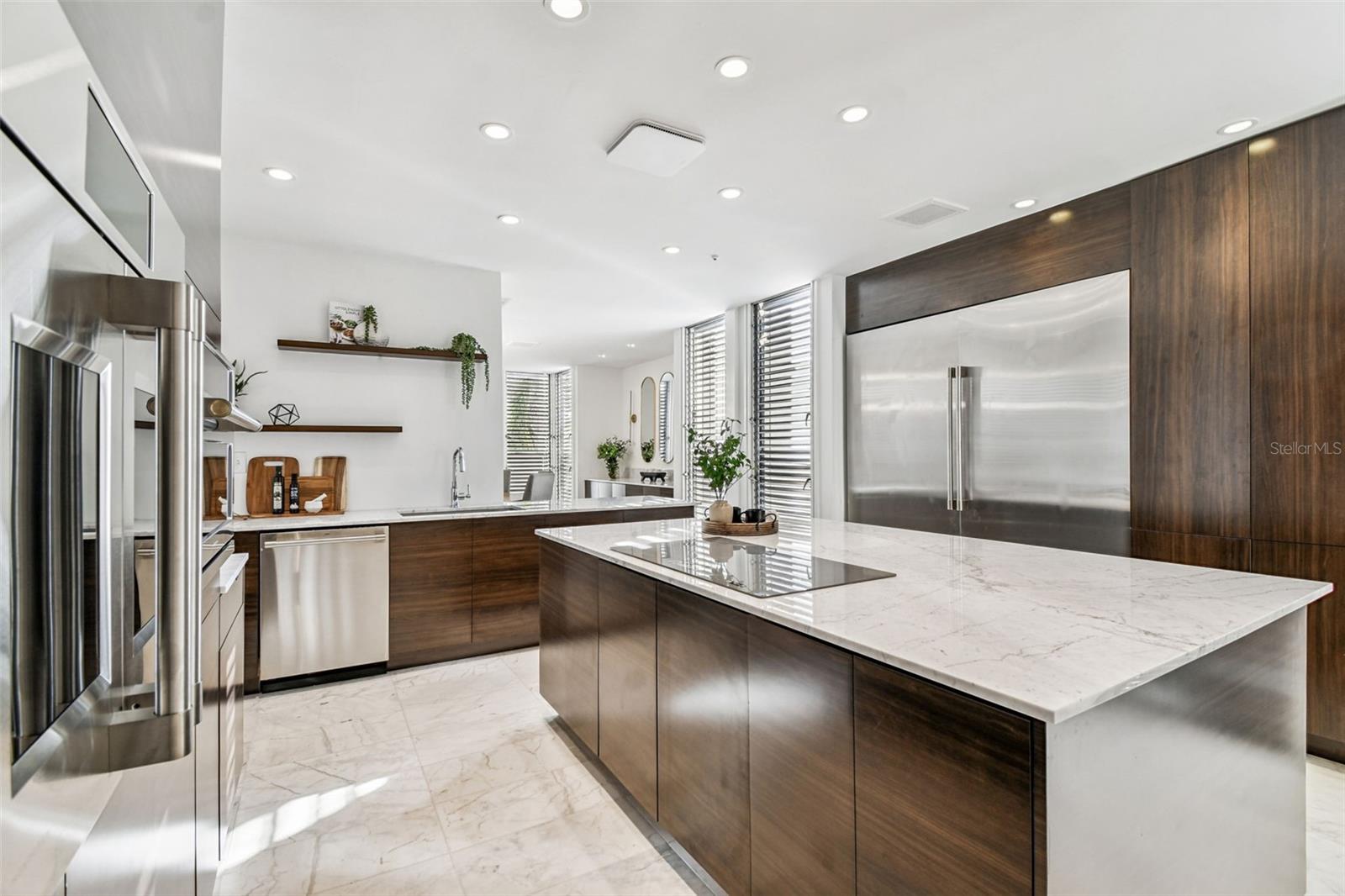 TB8453327 Property Photo