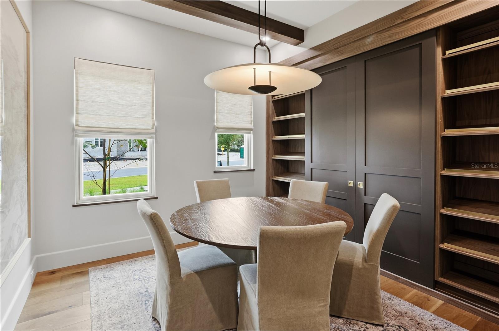 O6364796 Property Photo