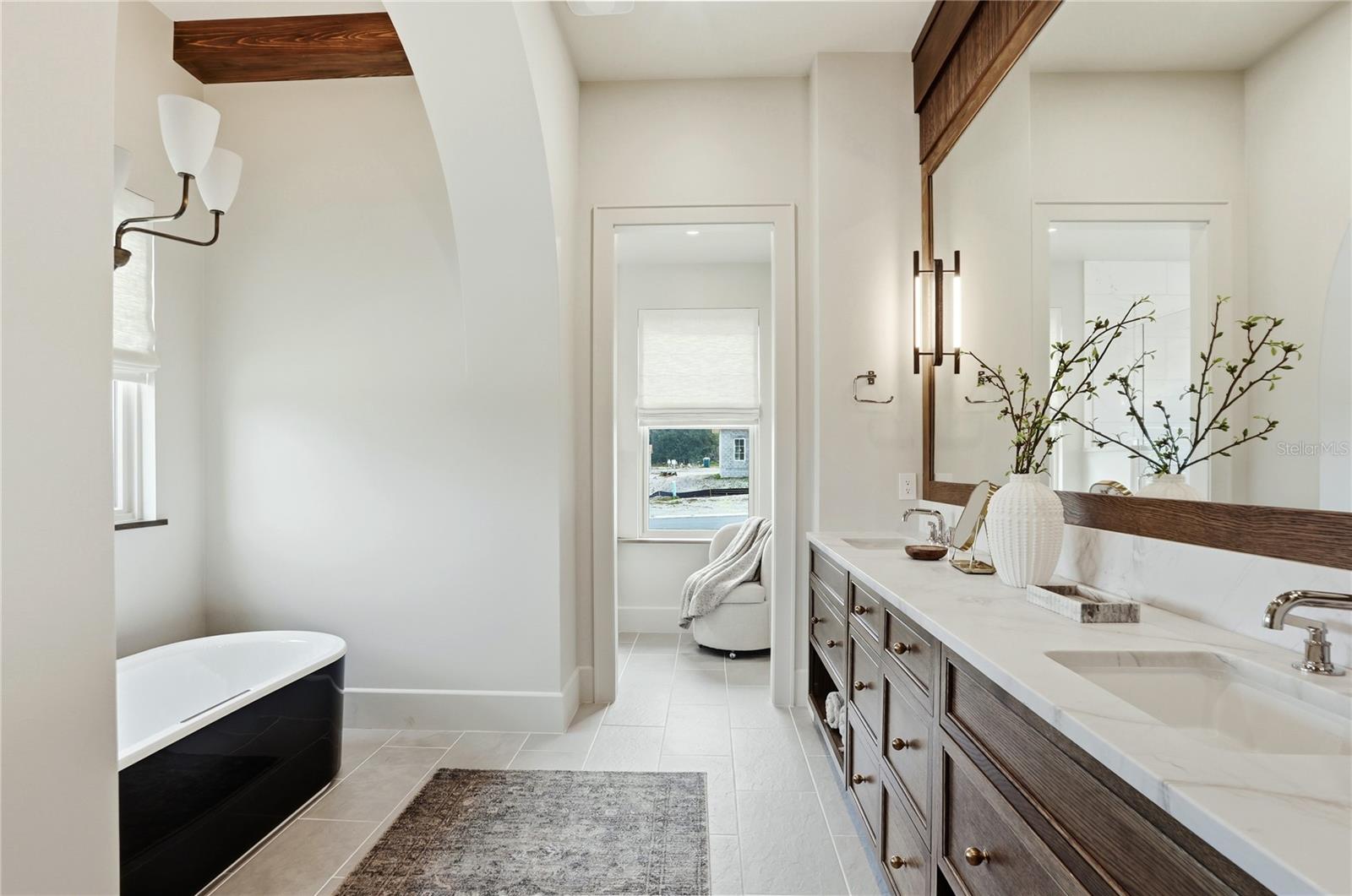 O6364796 Property Photo