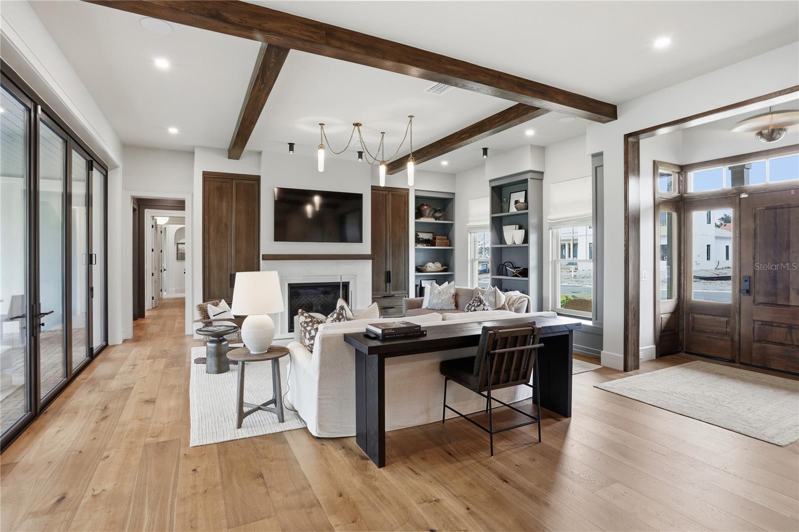 O6364796 Property Photo