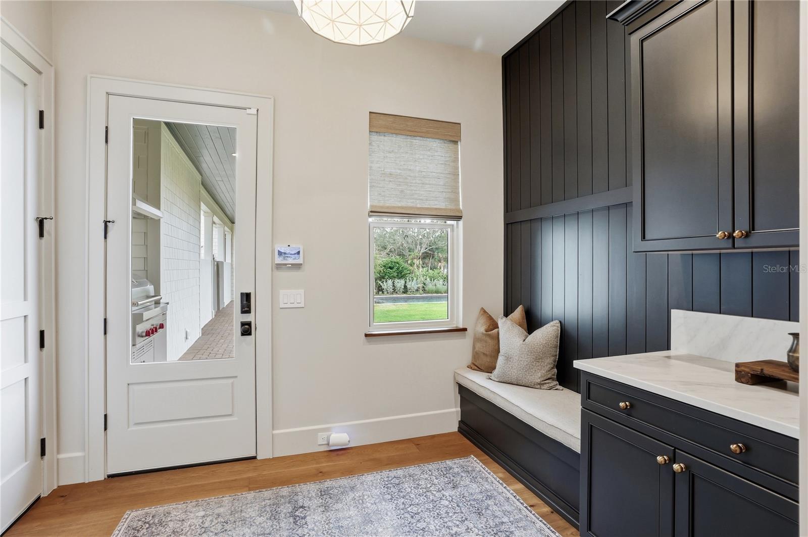 O6364796 Property Photo