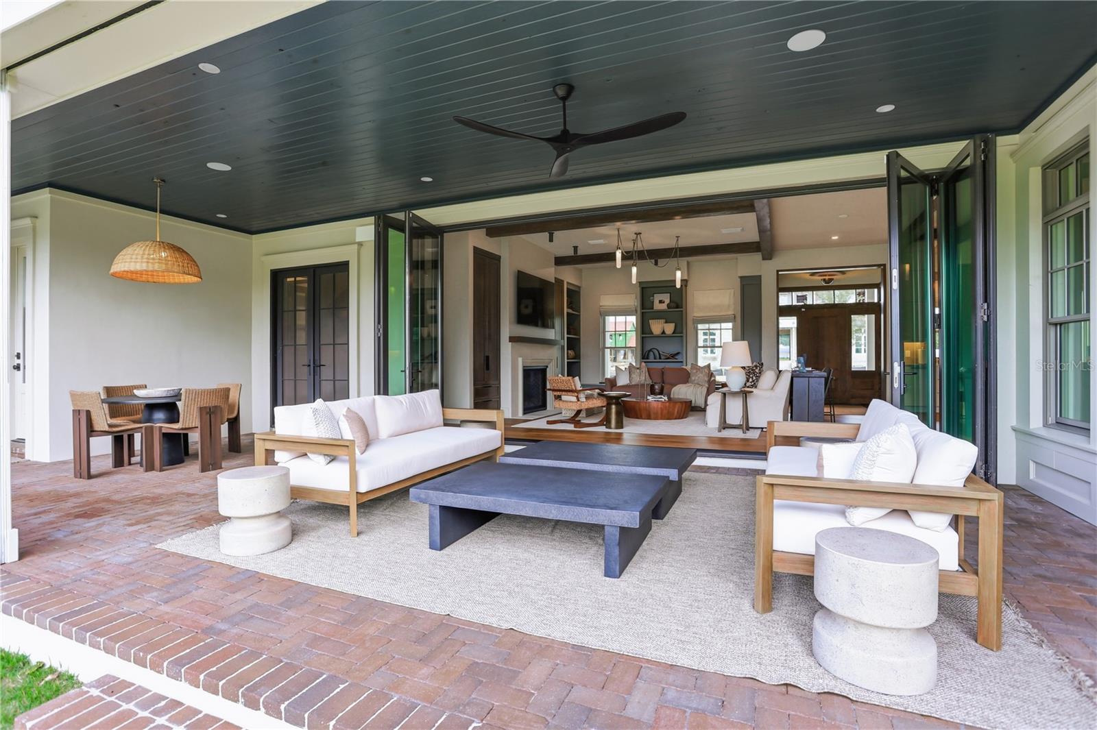 O6364796 Property Photo