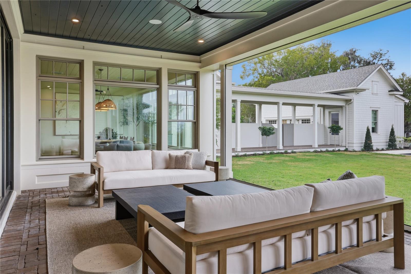 O6364796 Property Photo