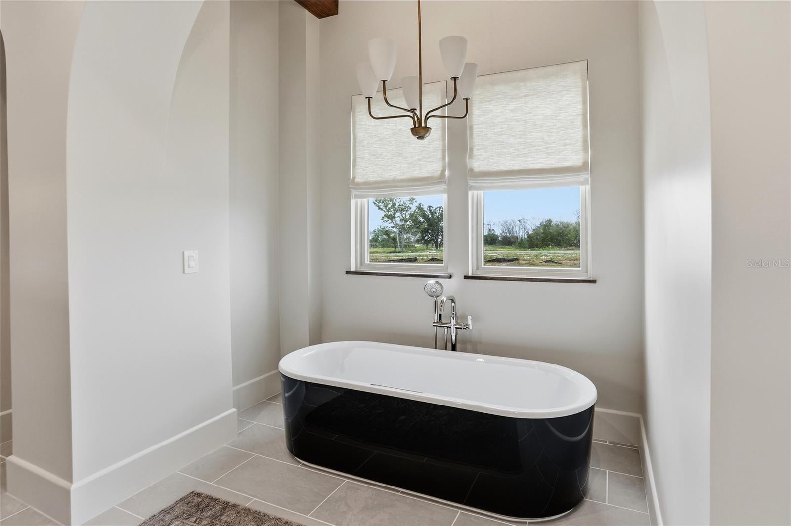 O6364796 Property Photo