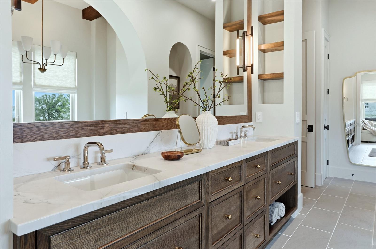 O6364796 Property Photo