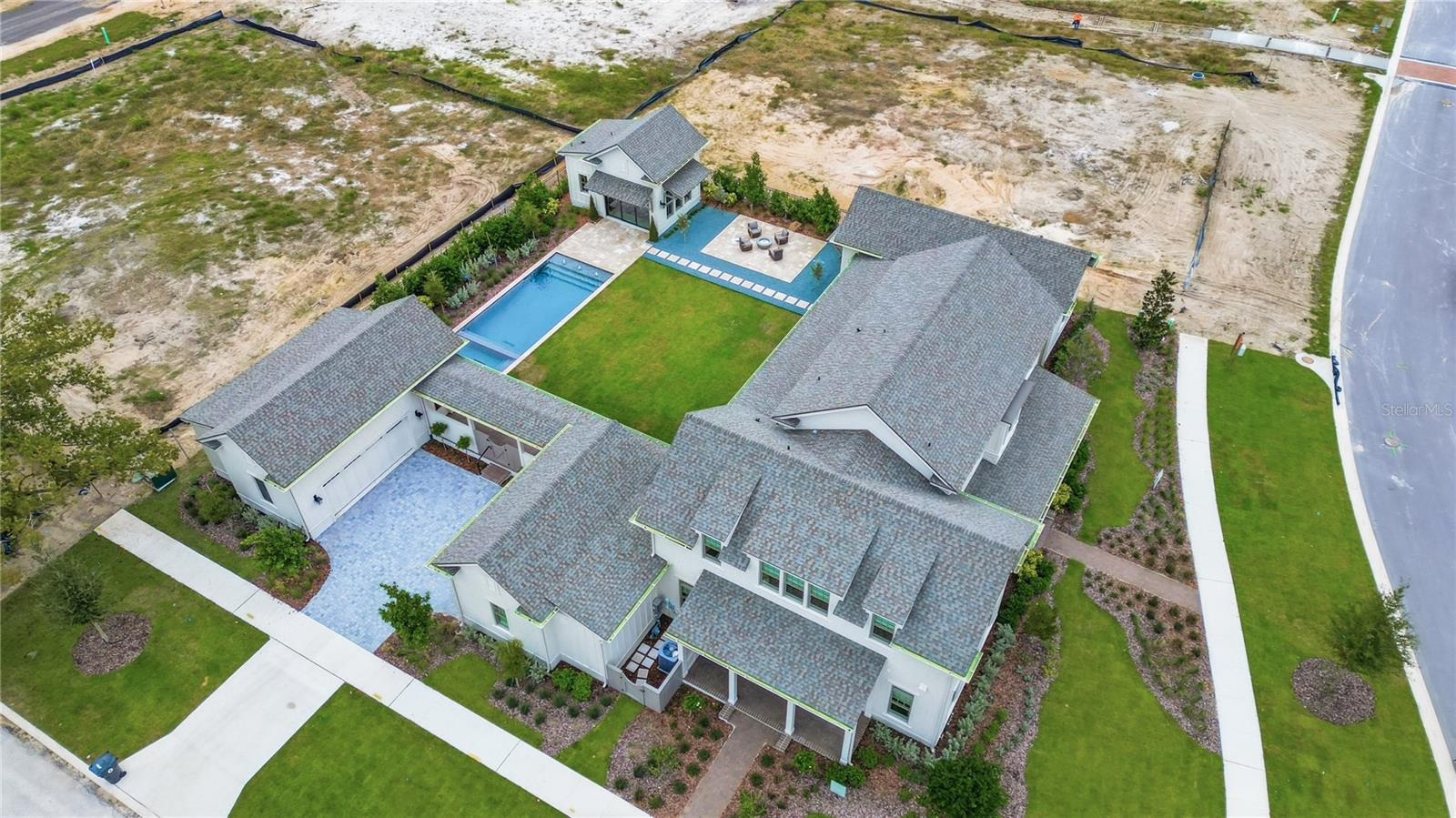 O6364796 Property Photo