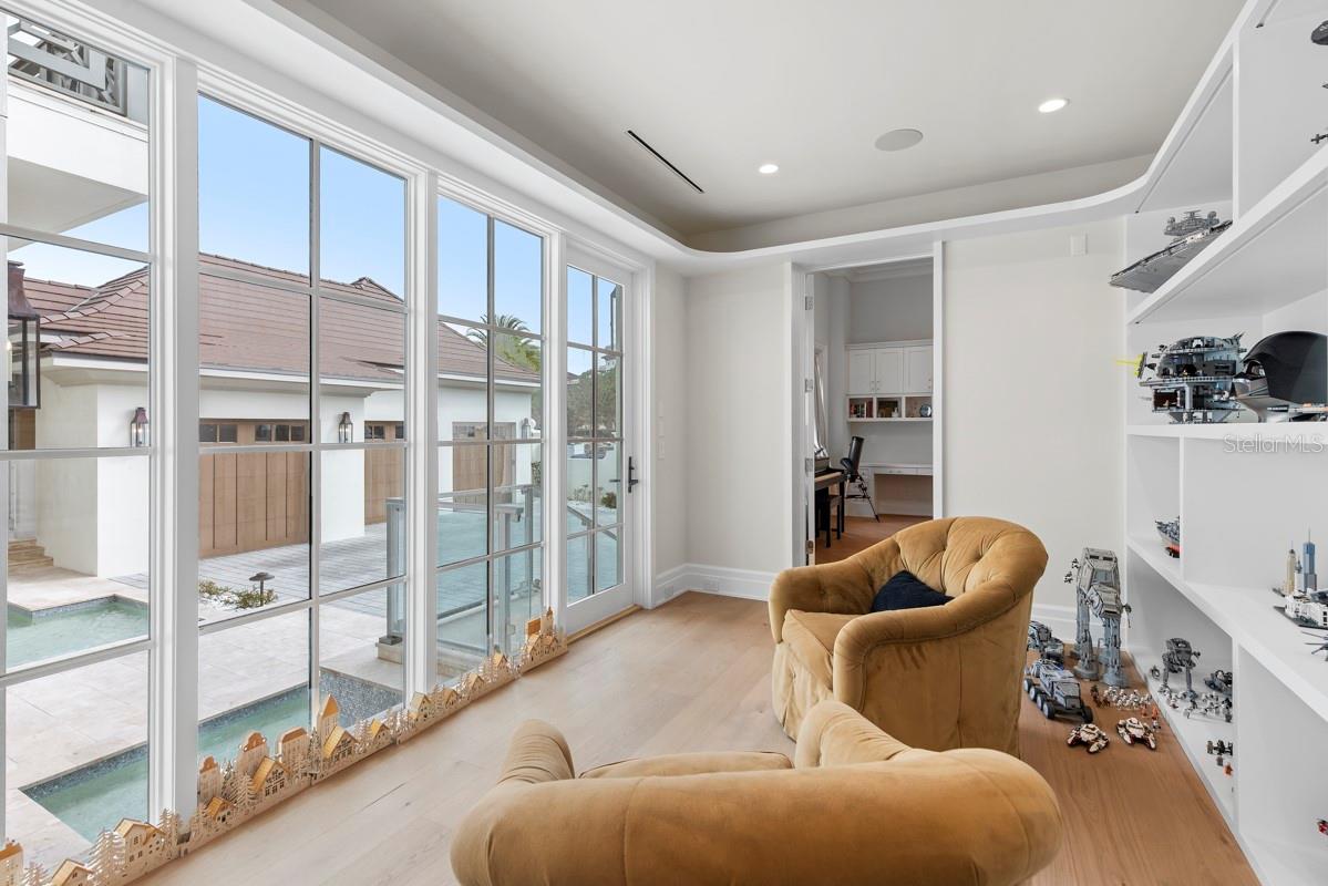 O6364828 Property Photo