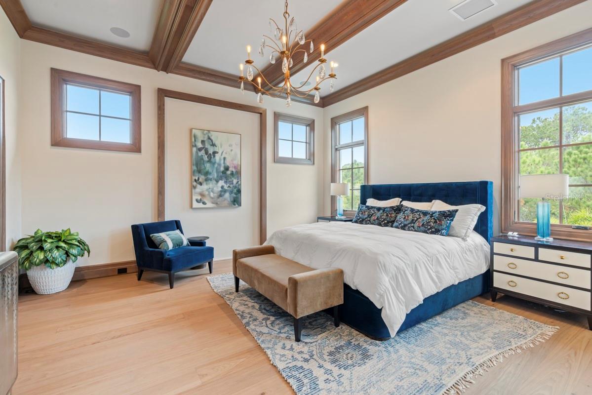 O6364828 Property Photo