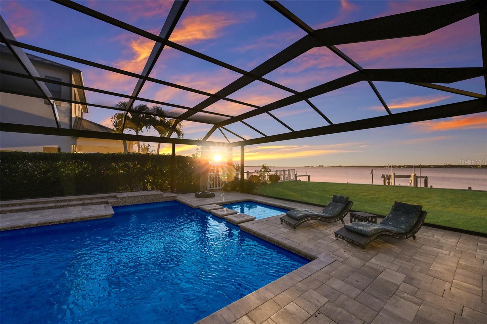 A4674032 Property Photo