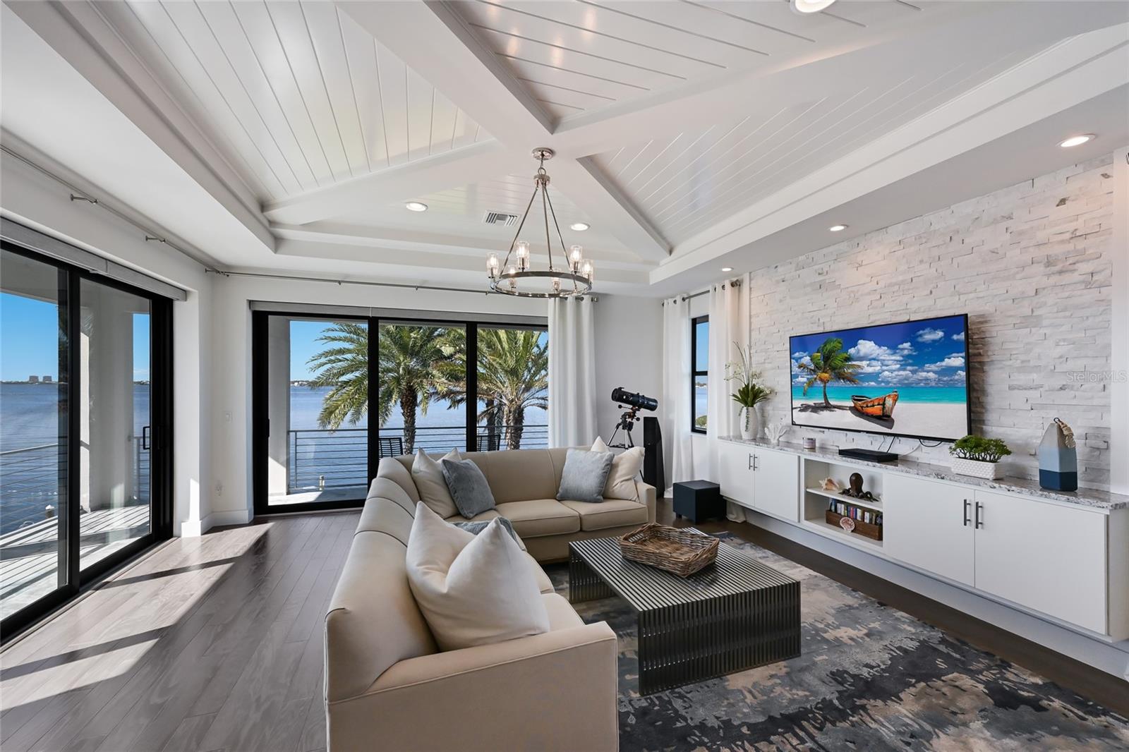 A4674032 Property Photo