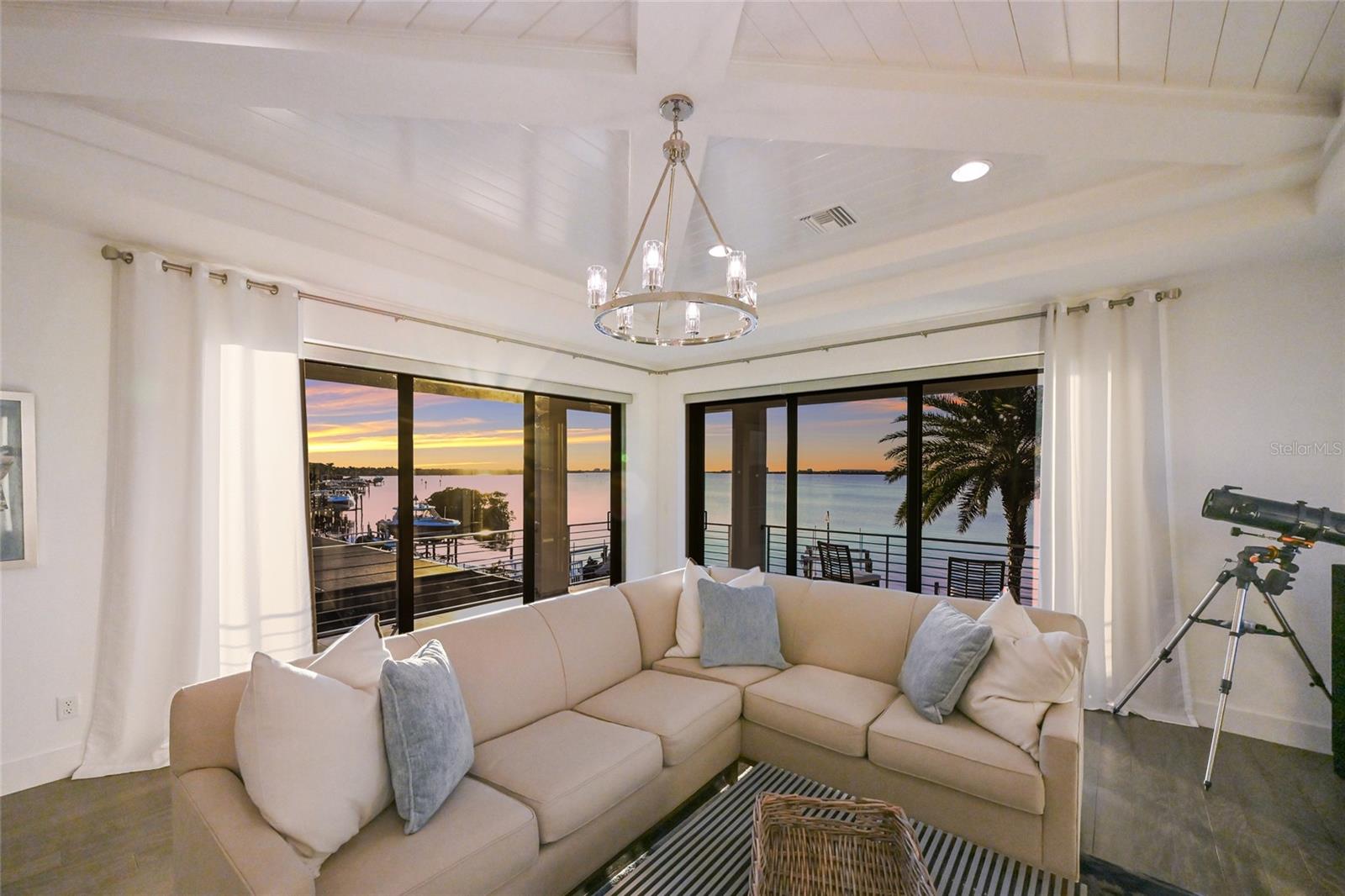 A4674032 Property Photo