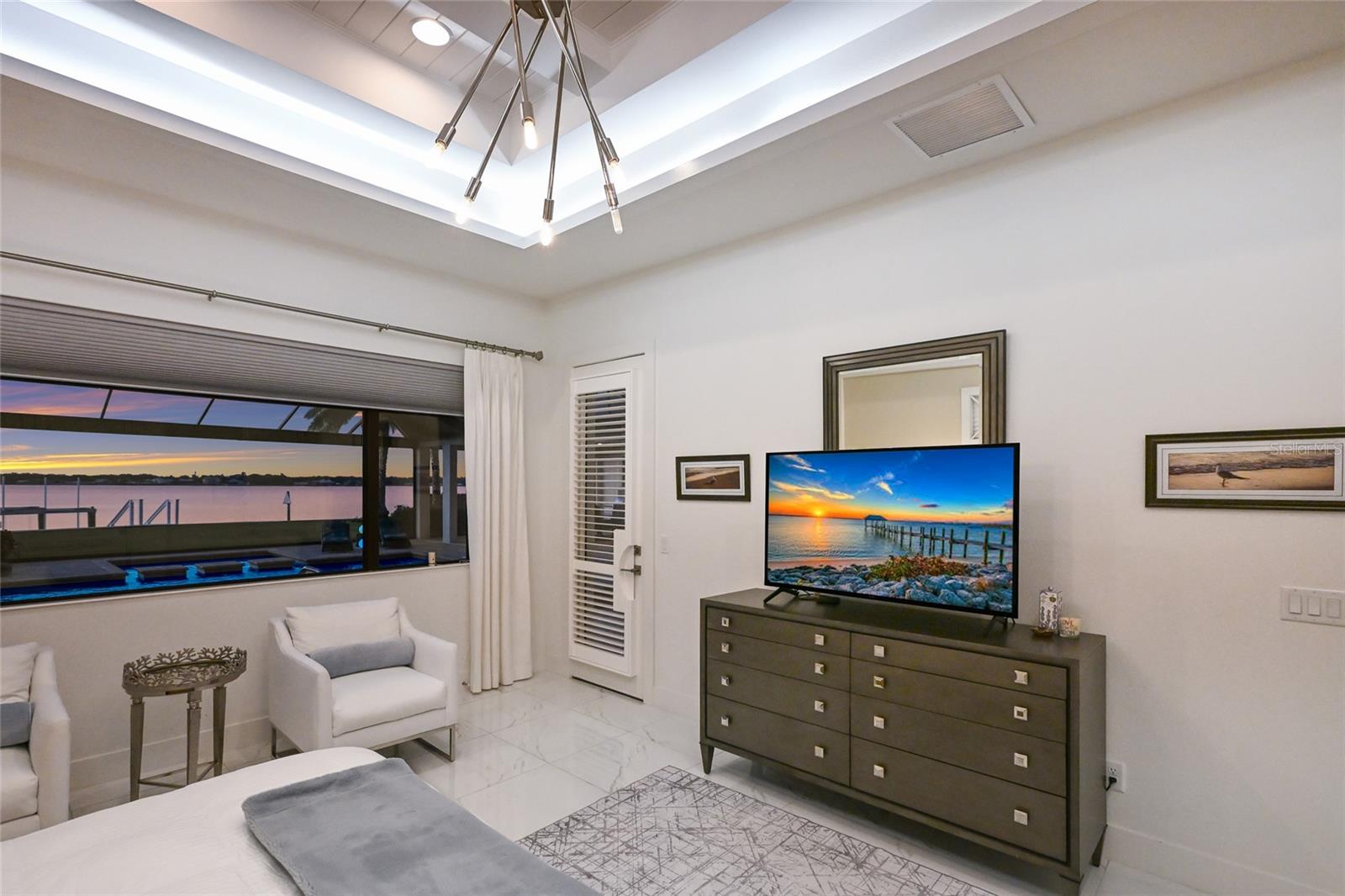 A4674032 Property Photo