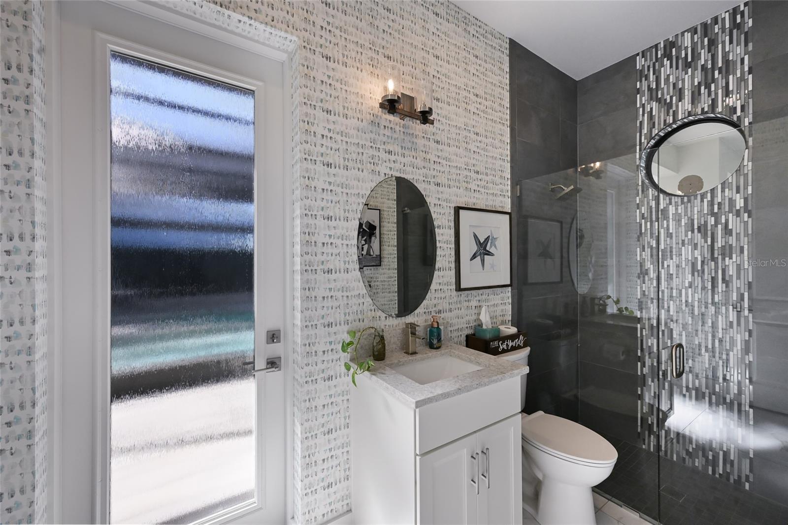 A4674032 Property Photo