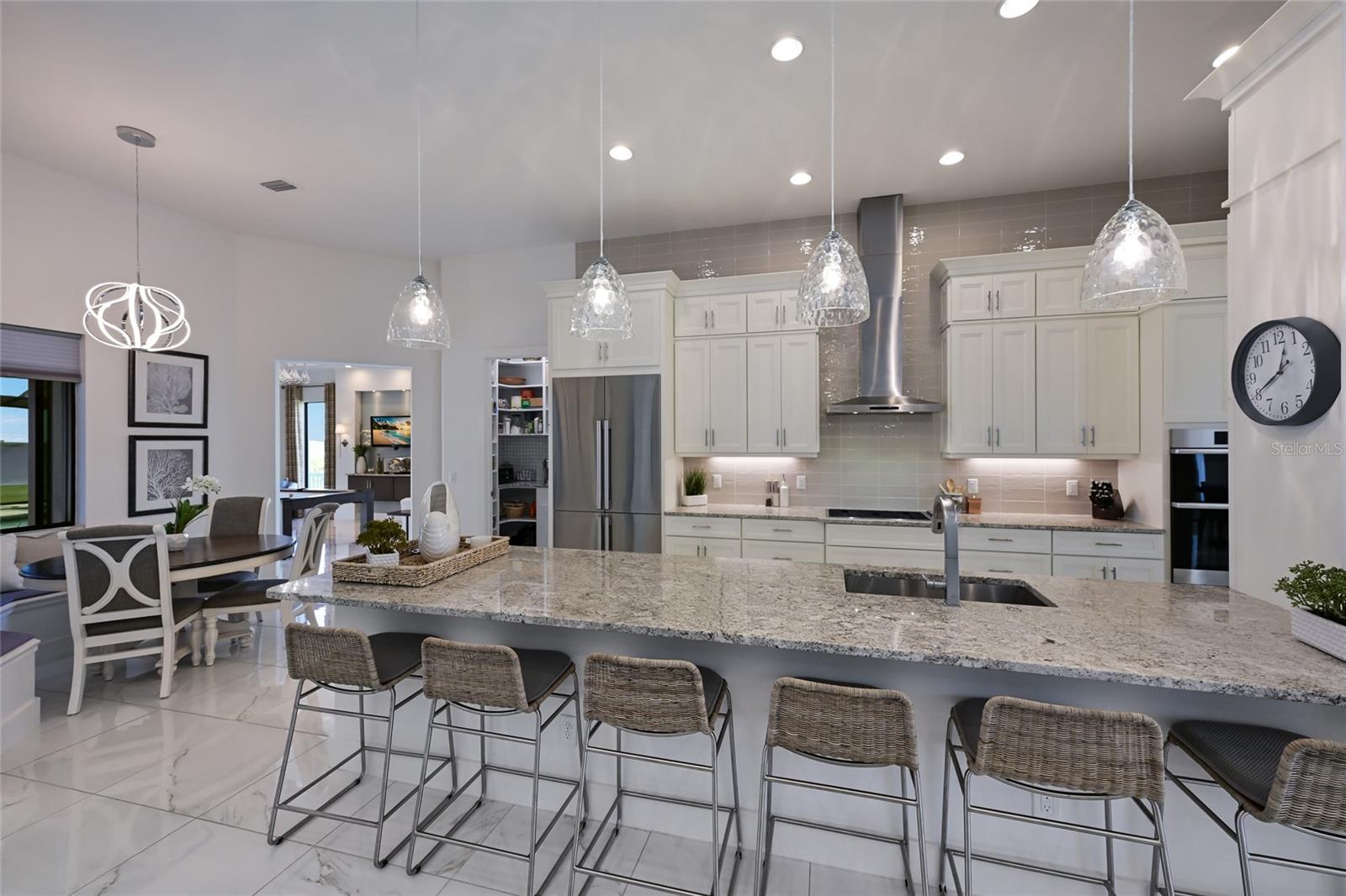 A4674032 Property Photo