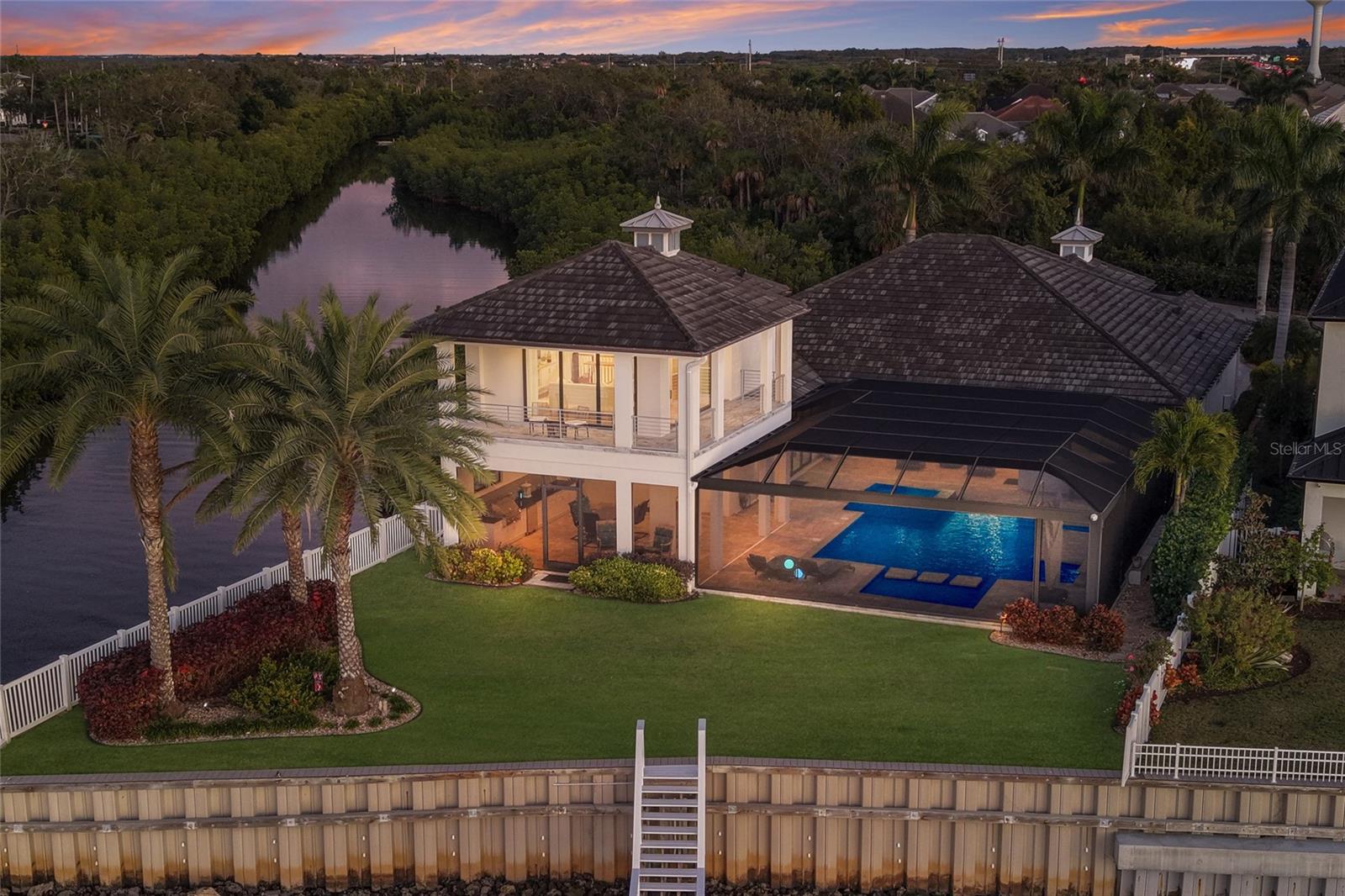 A4674032 Property Photo