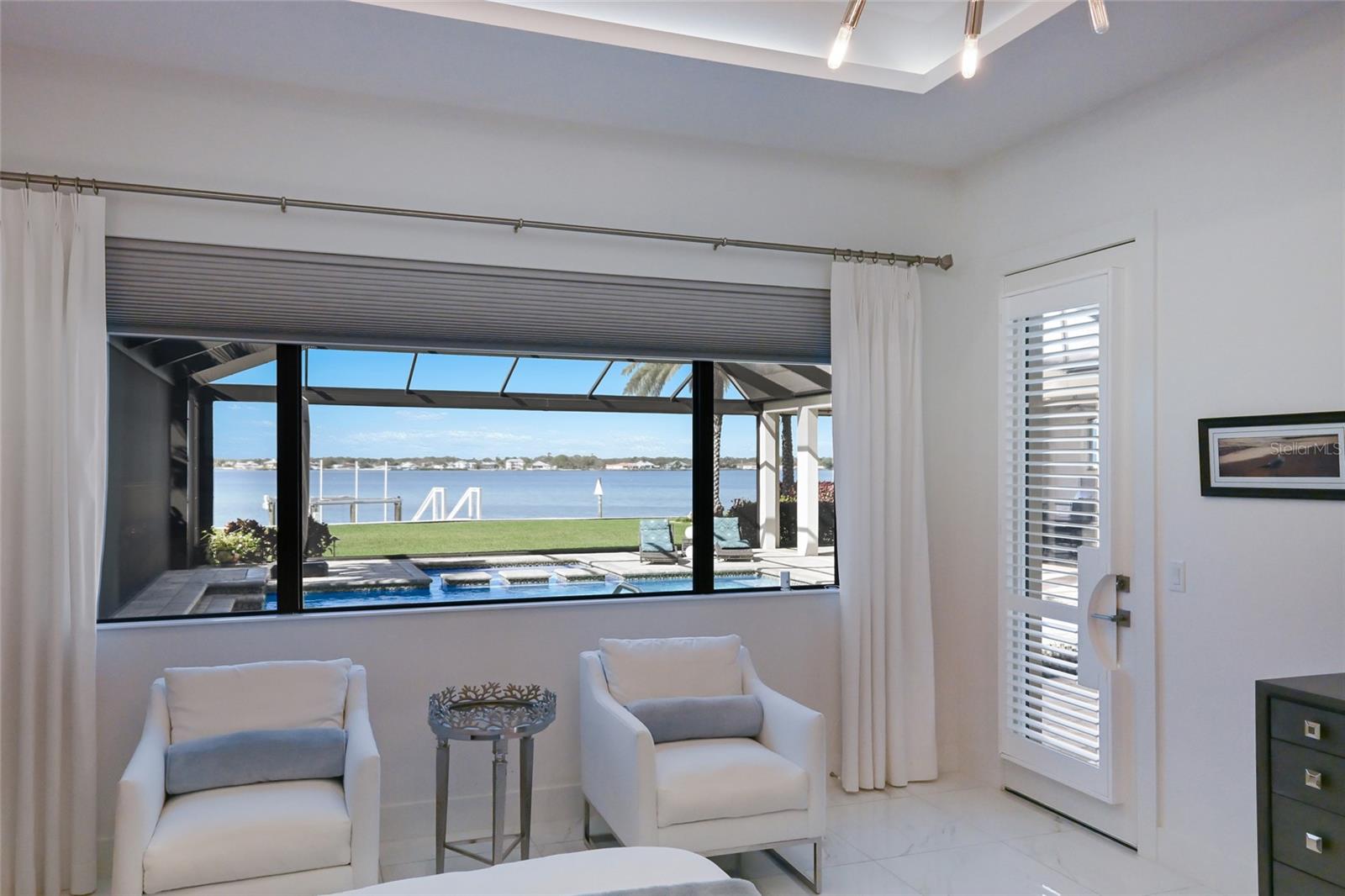 A4674032 Property Photo