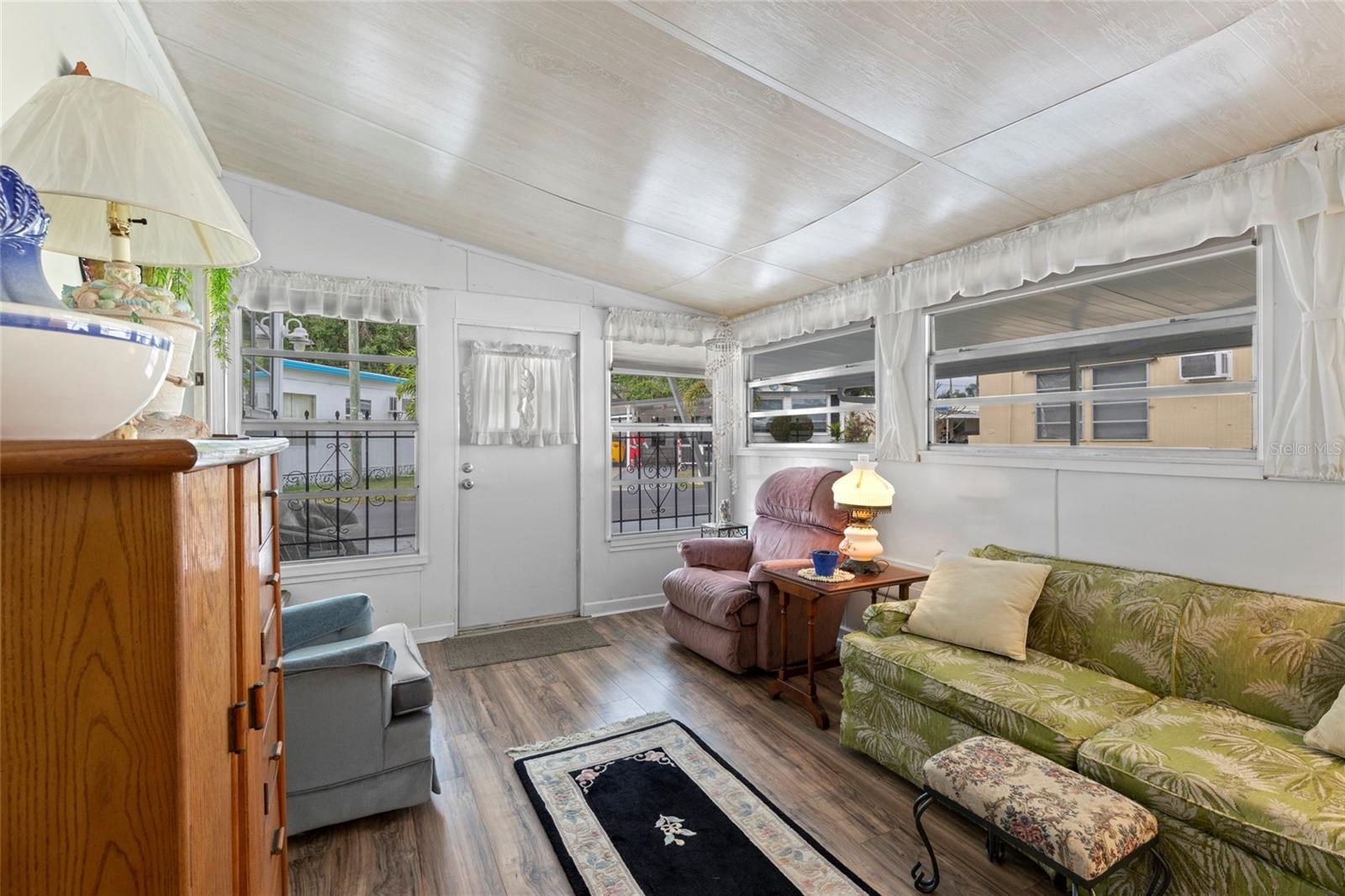 A4674041 Property Photo