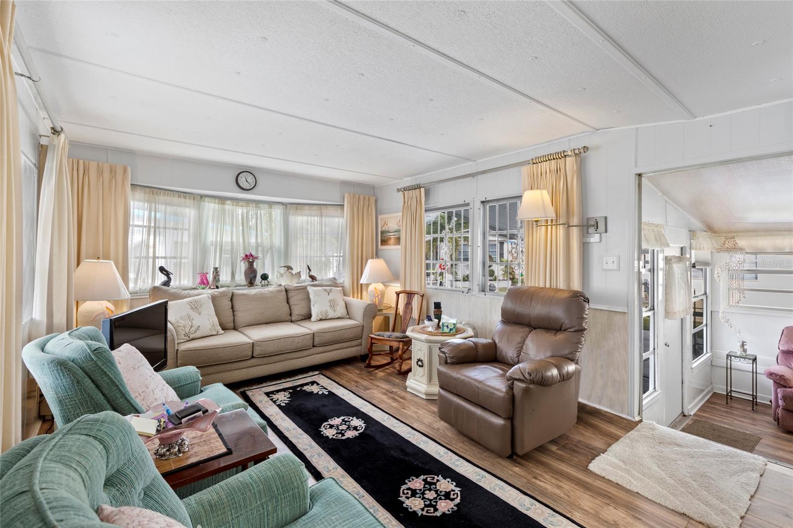 A4674041 Property Photo