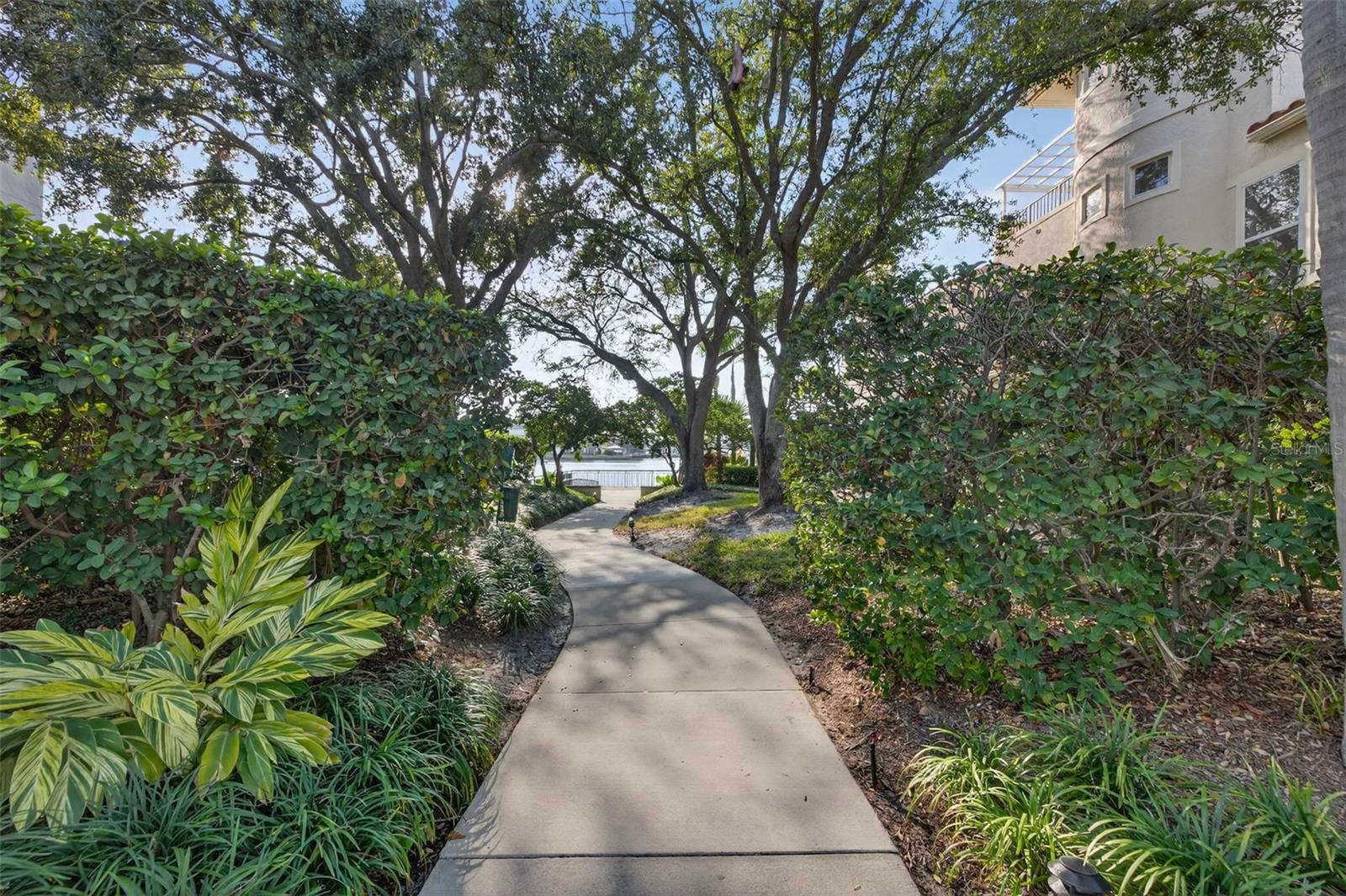 TB8453517 Property Photo