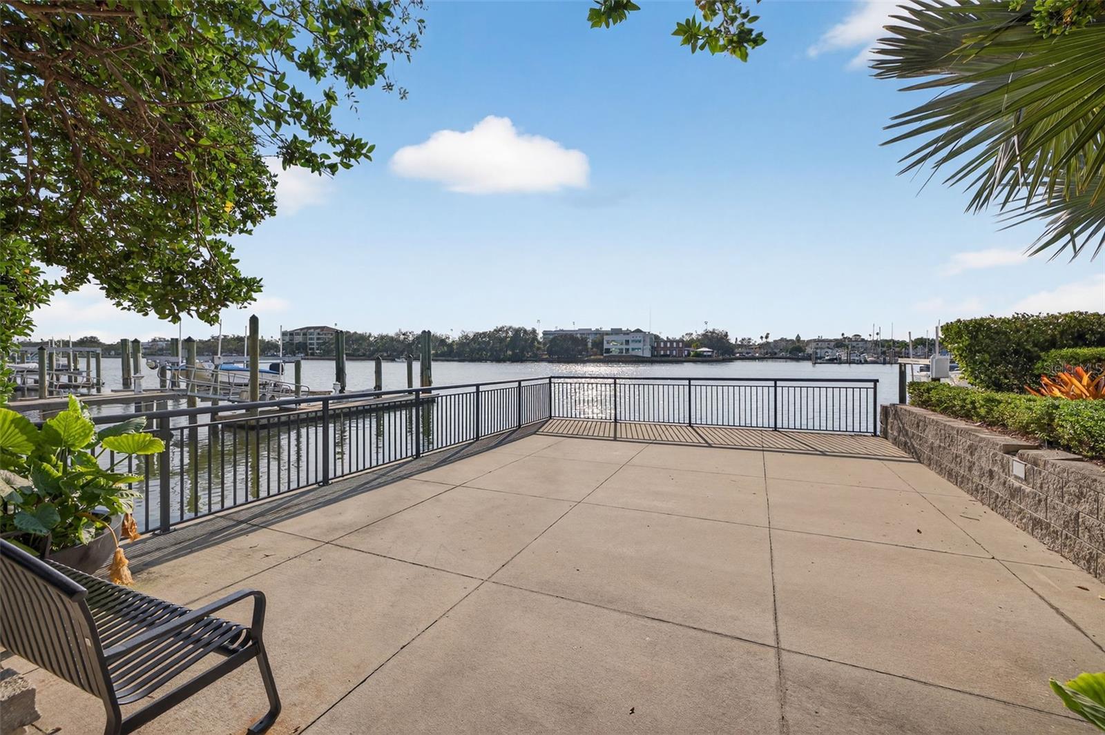 TB8453517 Property Photo