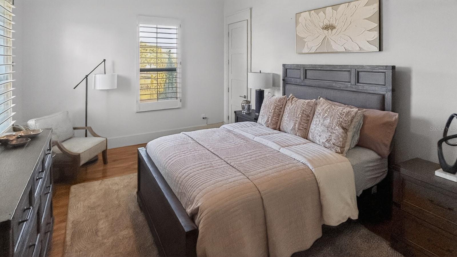 TB8453617 Property Photo