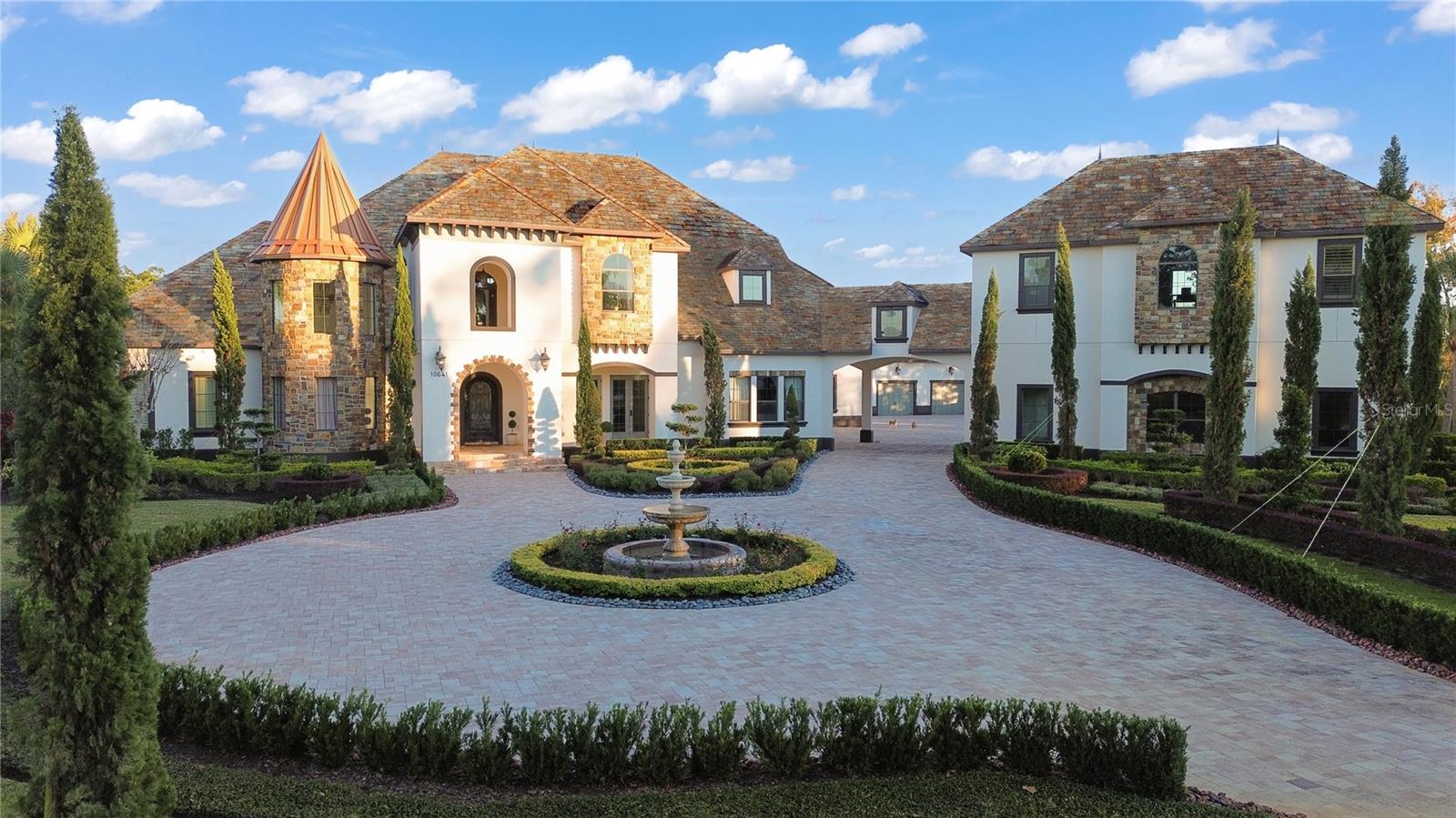 TB8453617 Property Photo