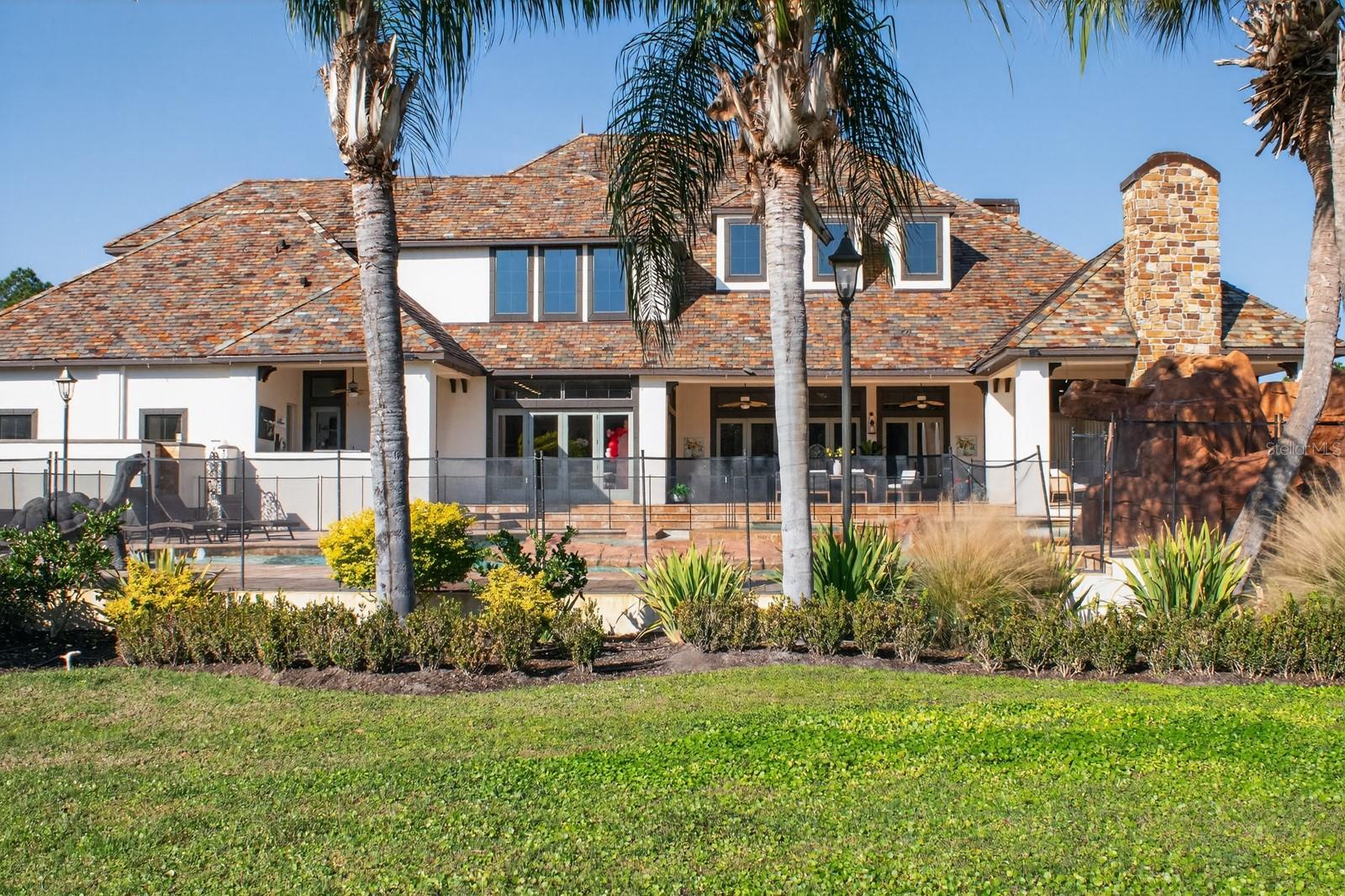 TB8453617 Property Photo