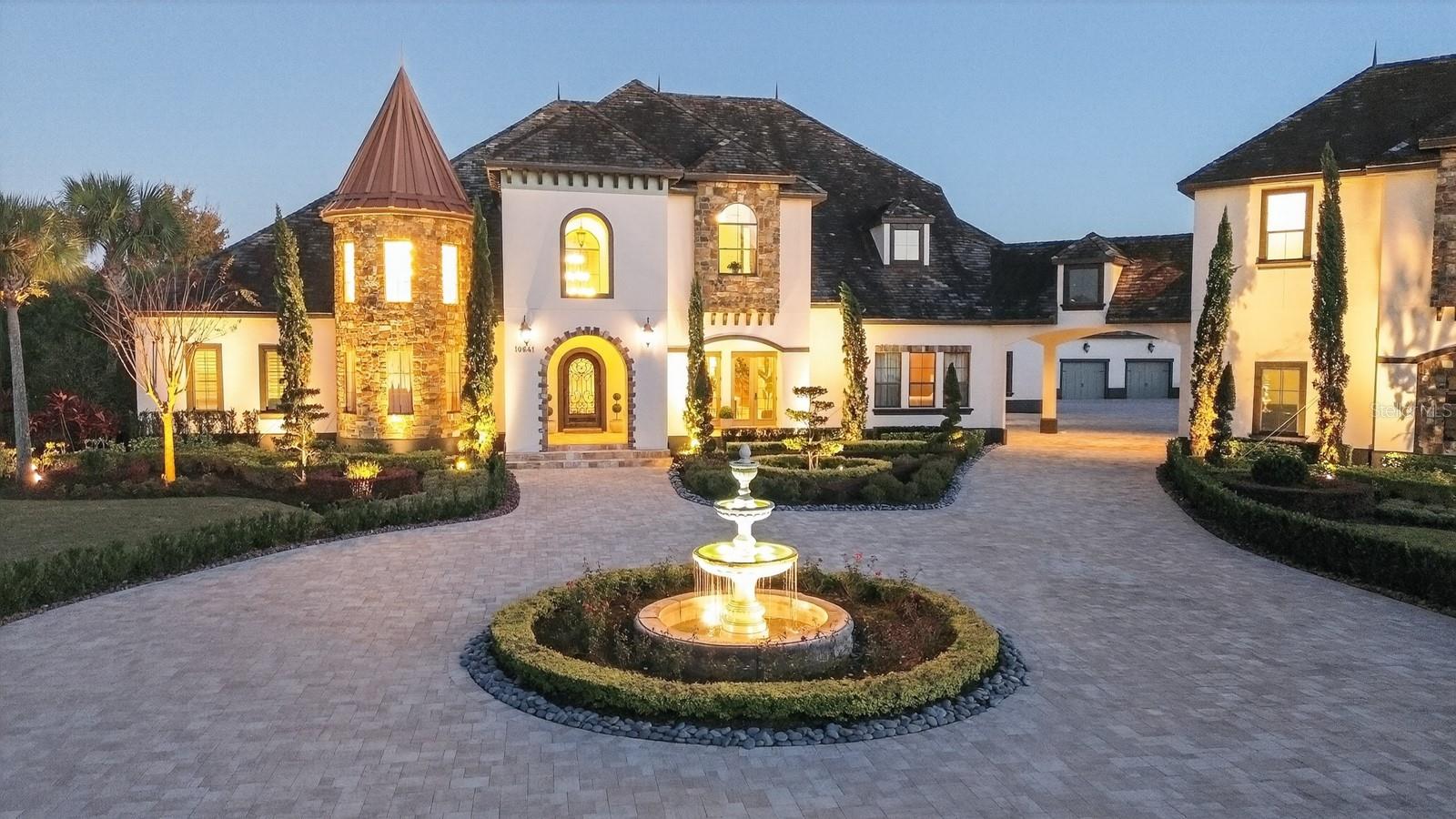 TB8453617 Property Photo