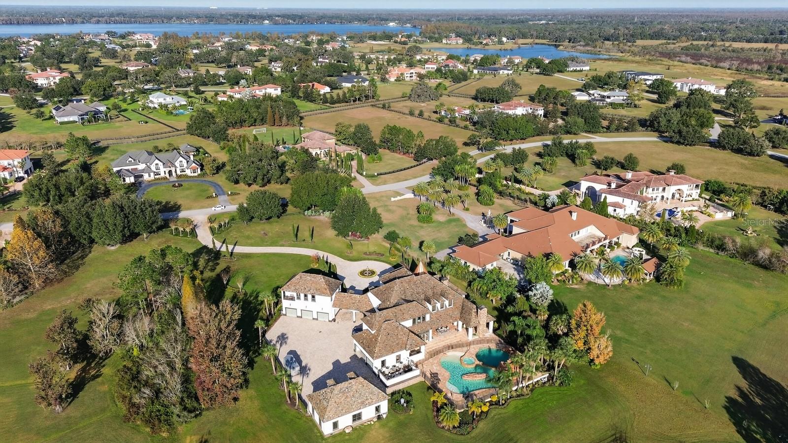 TB8453617 Property Photo