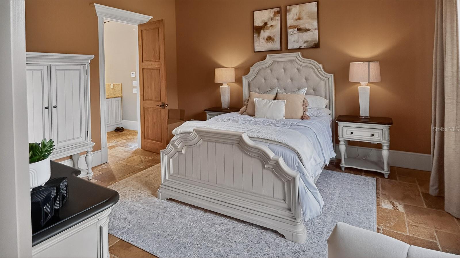 TB8453617 Property Photo