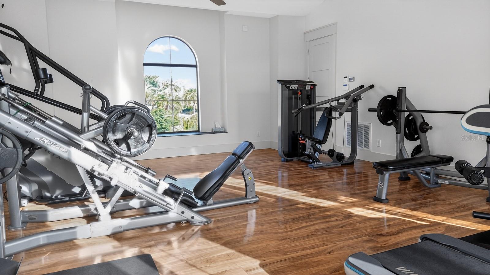 TB8453617 Property Photo