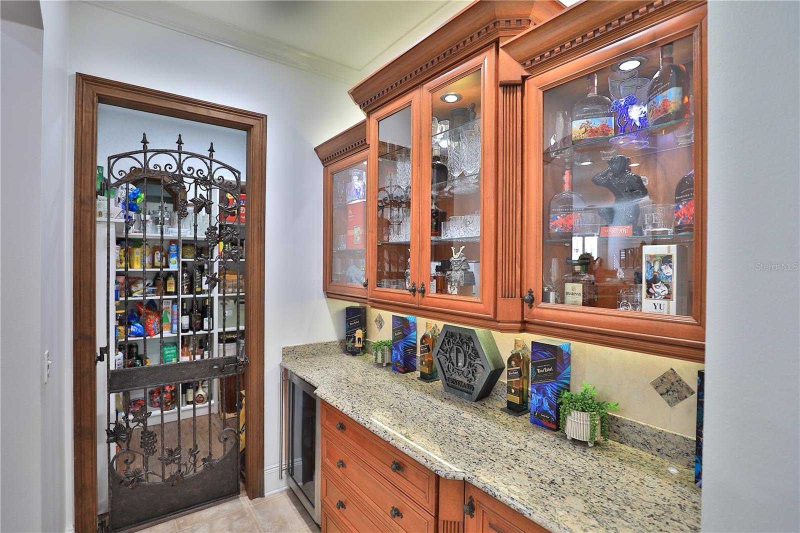 OM714536 Property Photo