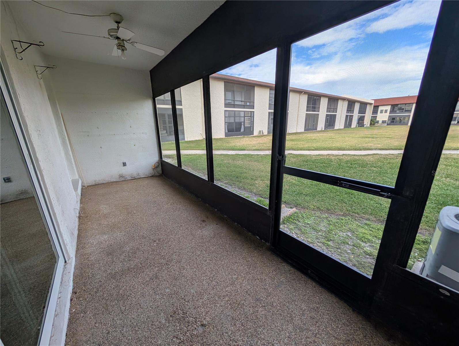 W7881200 Property Photo