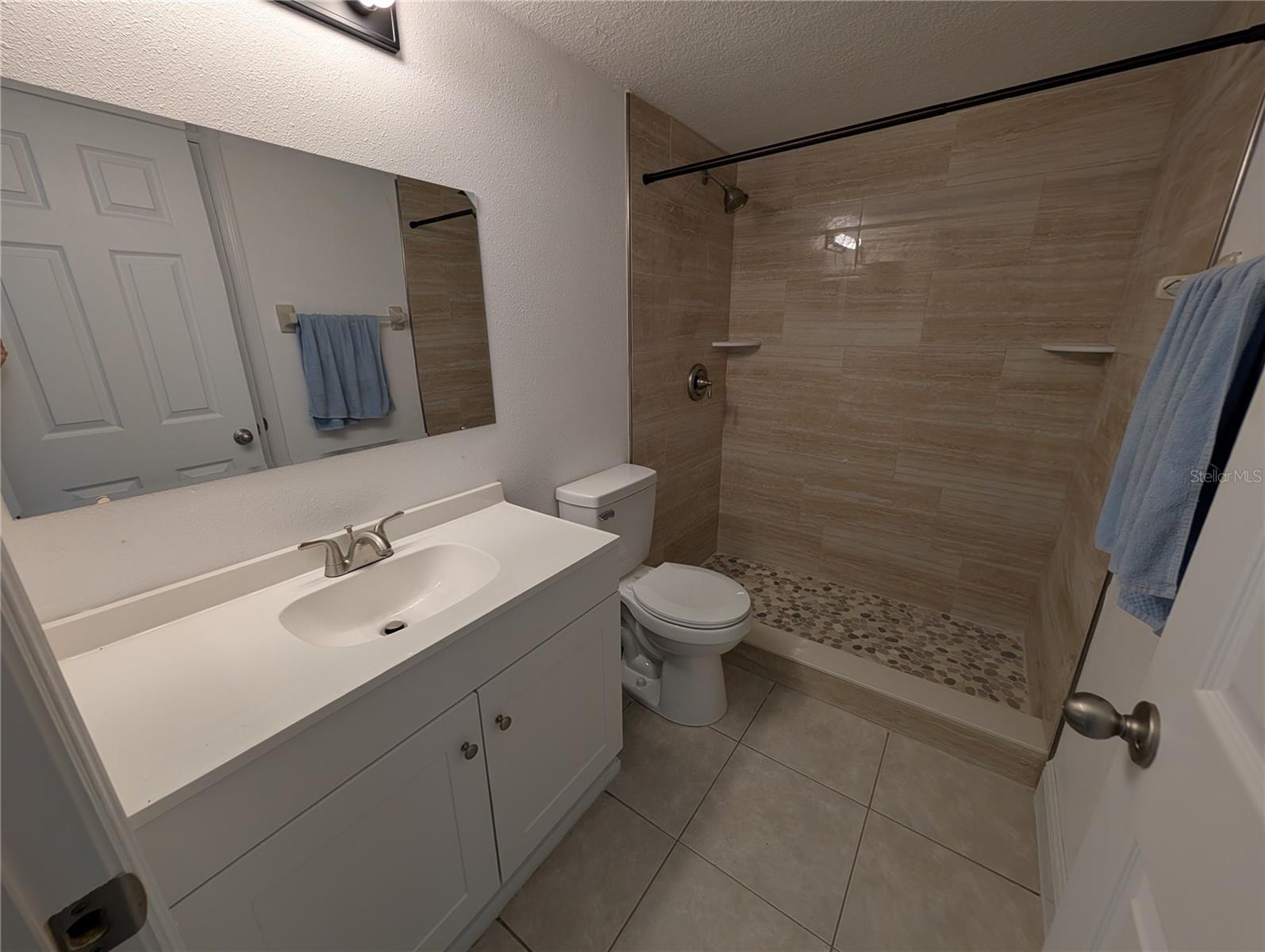 W7881200 Property Photo