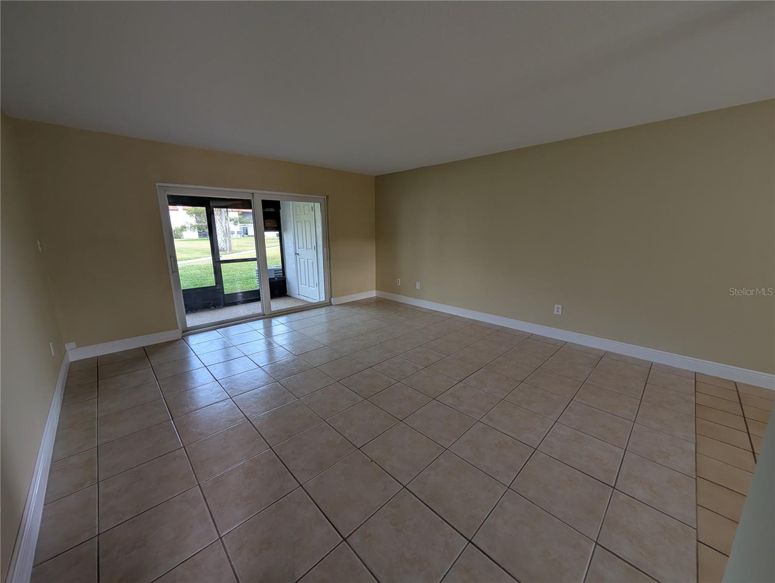 W7881200 Property Photo