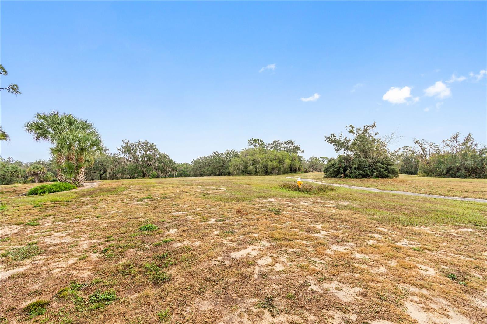 P4937193 Property Photo