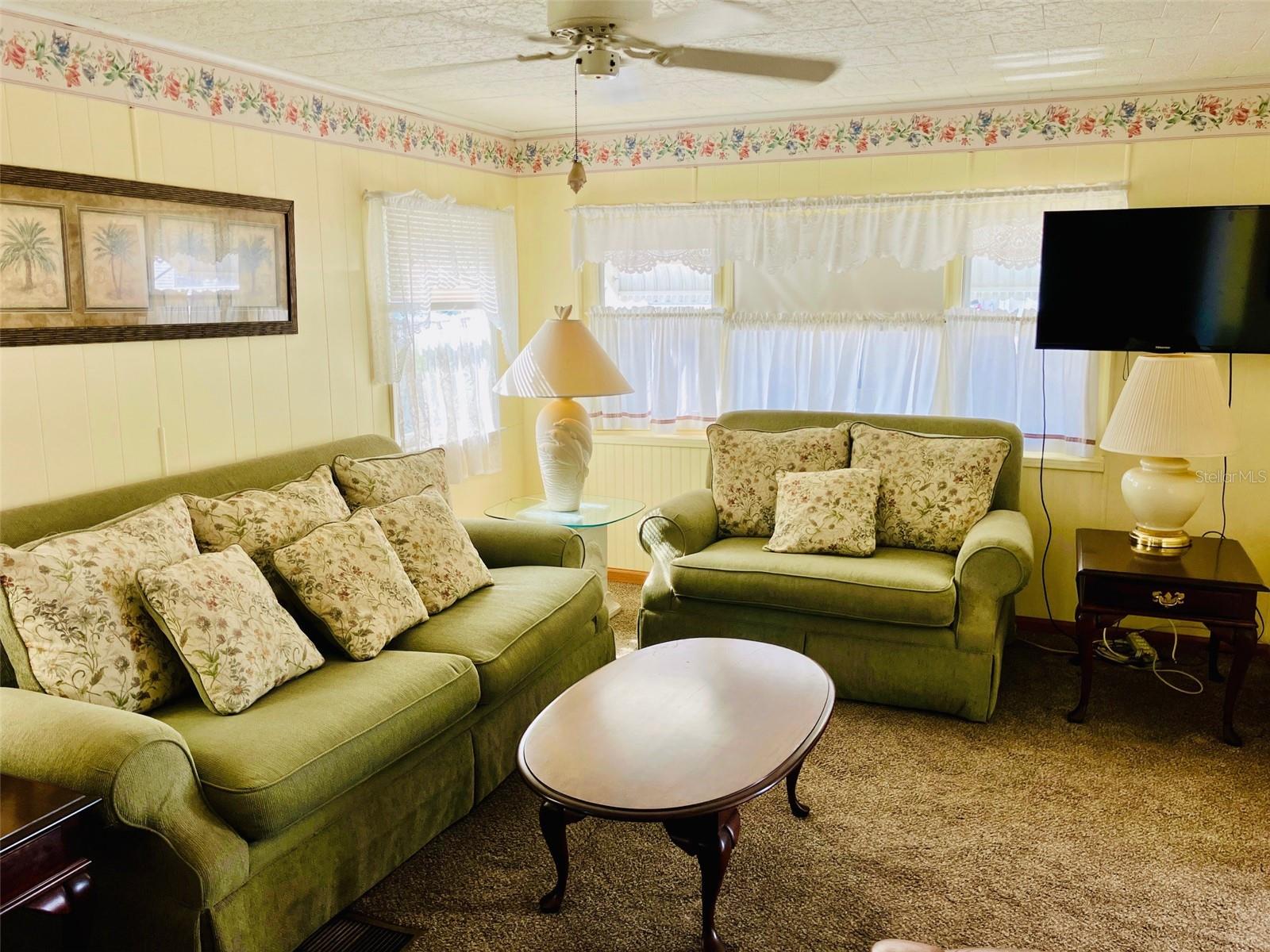 D6145067 Property Photo