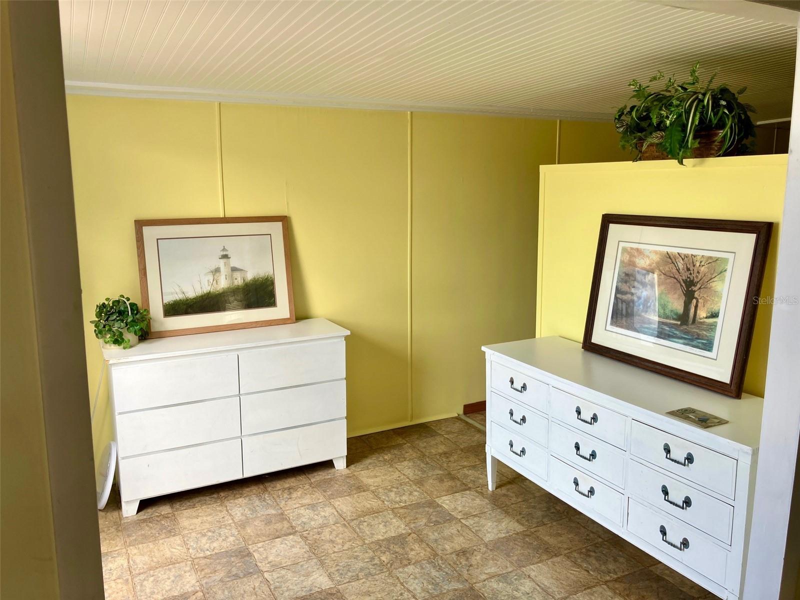 D6145067 Property Photo