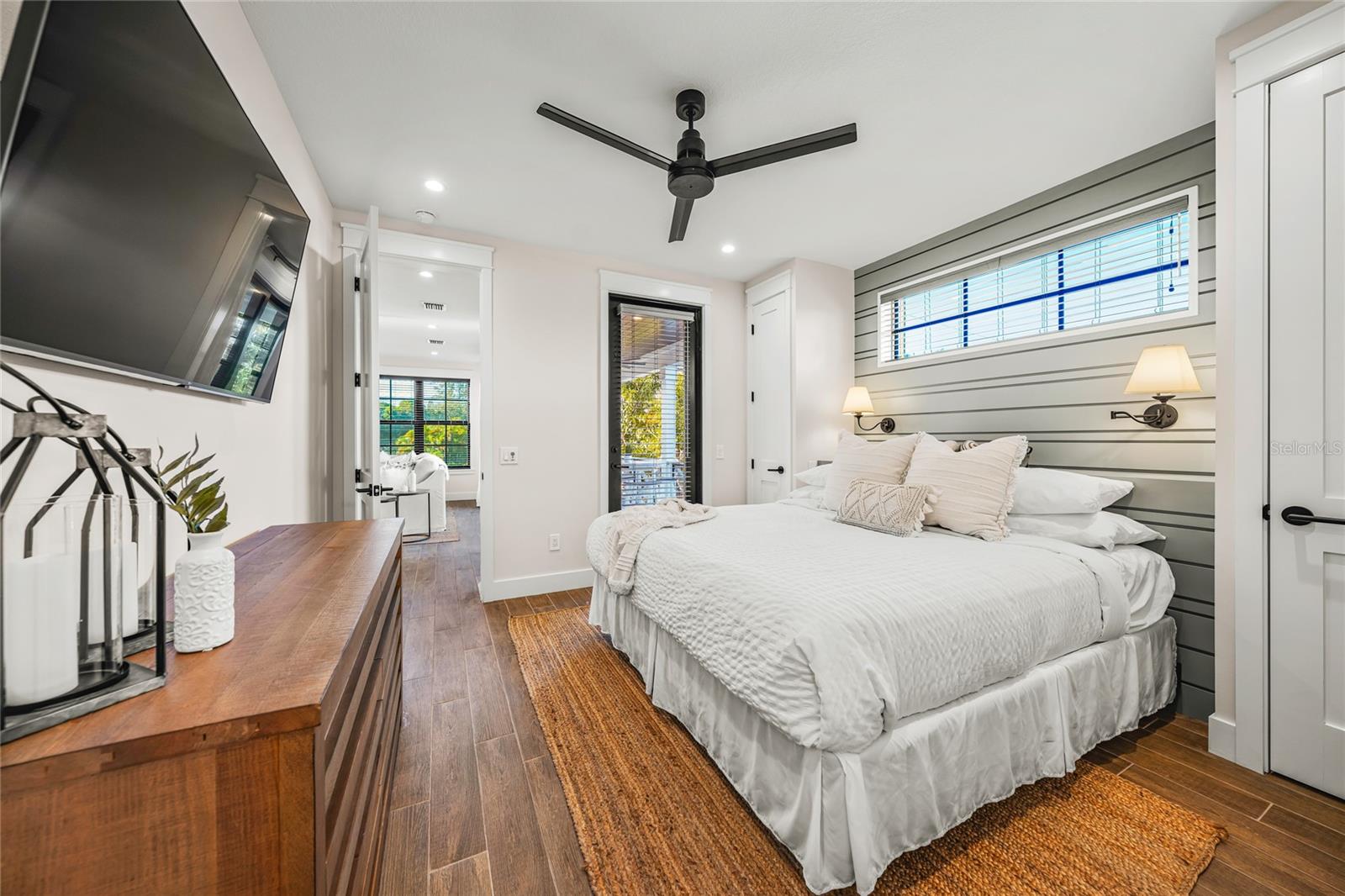 A4674217 Property Photo