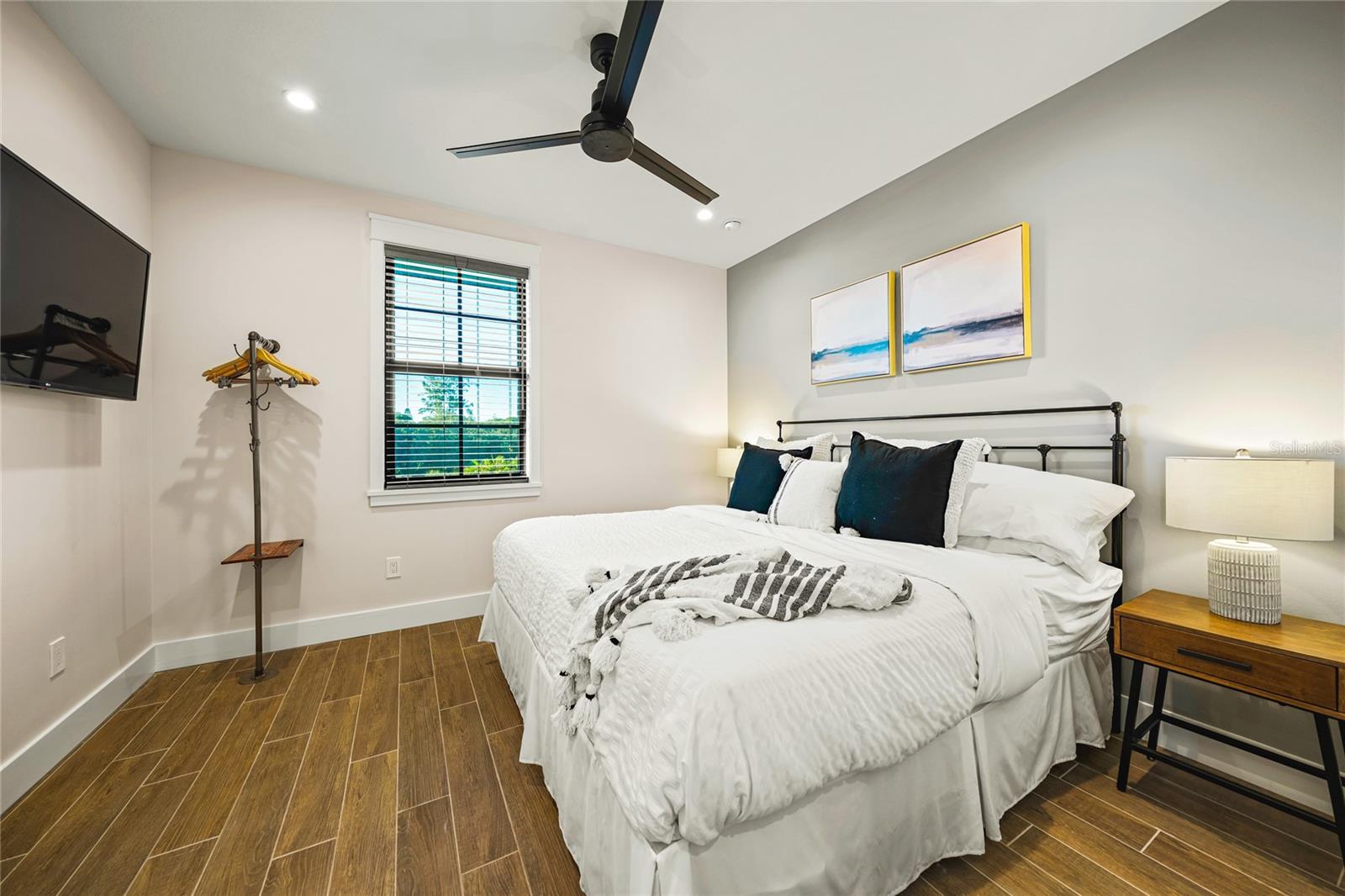 A4674217 Property Photo